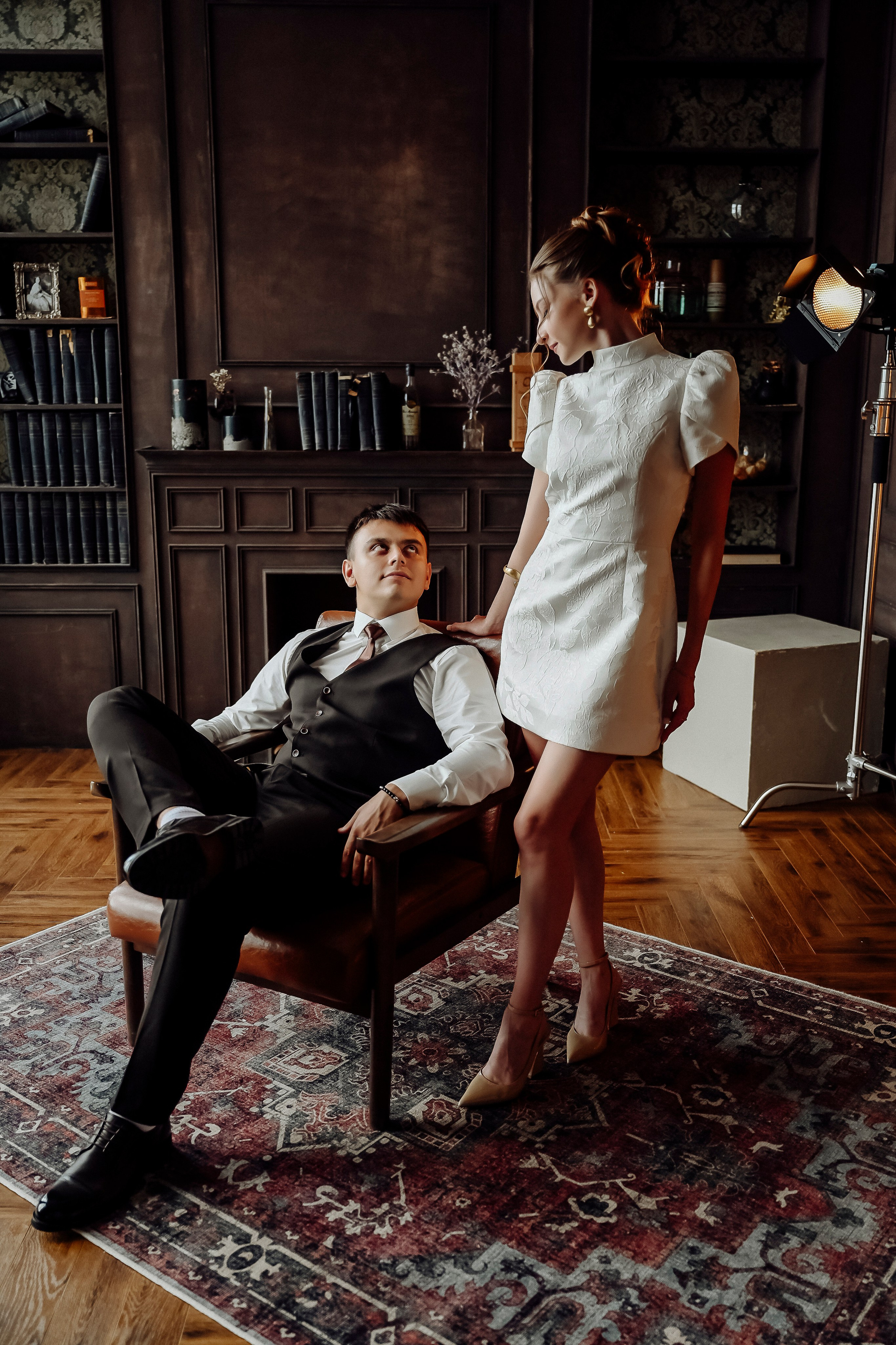 Влюбленные Даниил и Дайана (улица и фотостудия). Свадебный и семейный фотограф Любовь Исланова