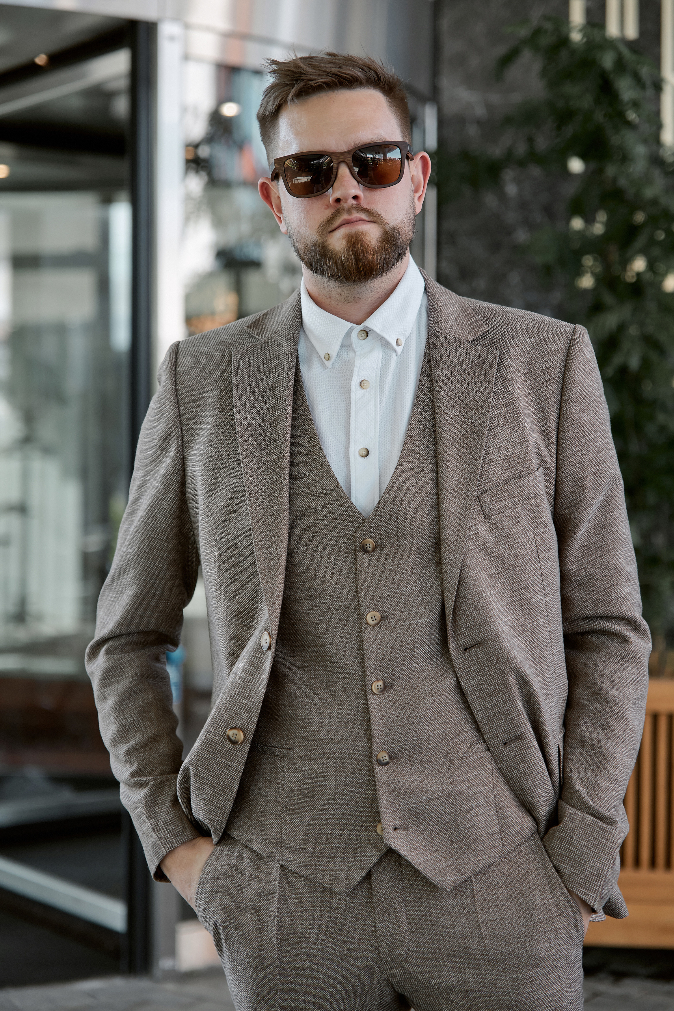 свадебный фотограф екатеринбург, свадебная съемка, жених, фотосессия, свадьба, свадебное платье, свадебная фотосессия