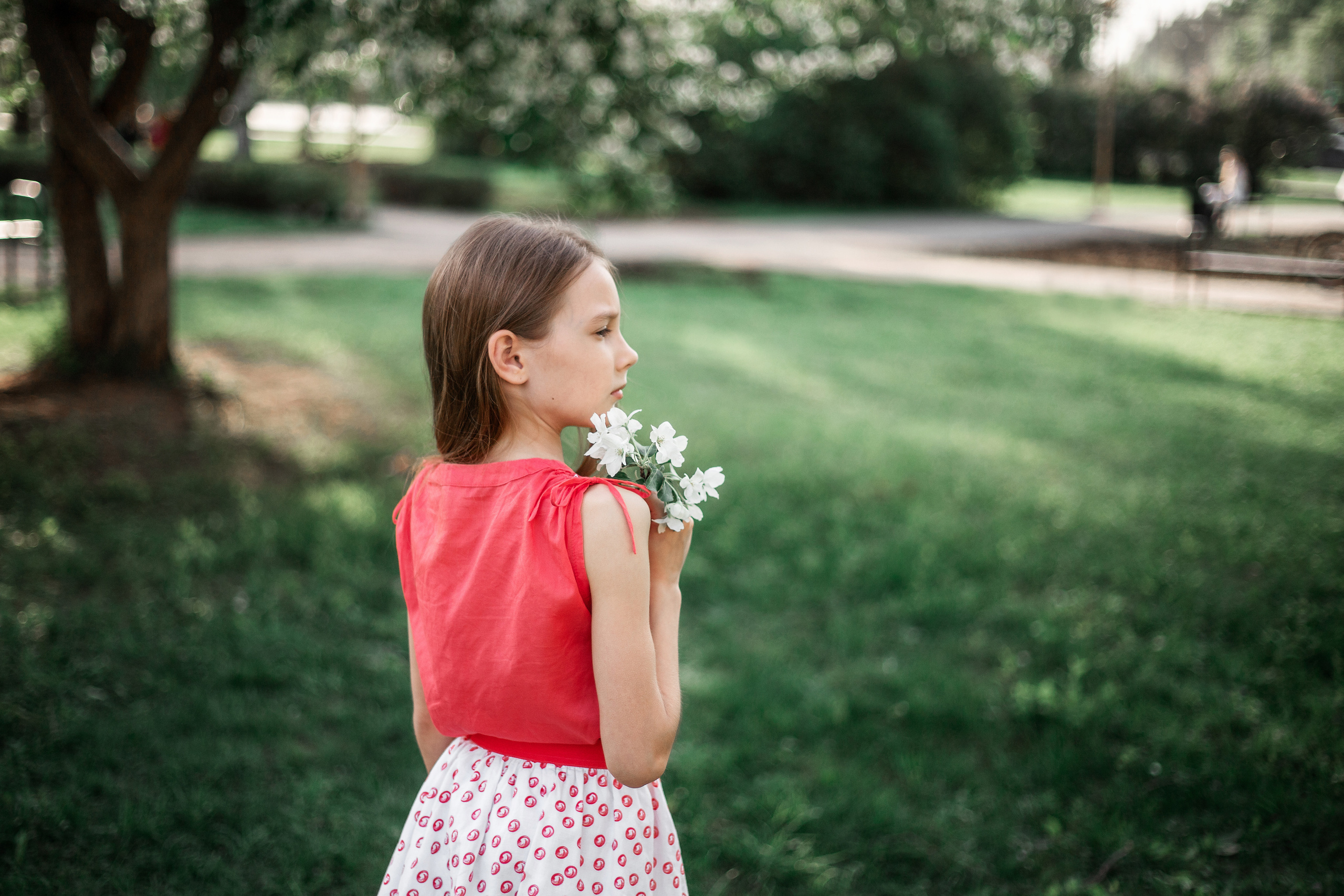 Майские яблони. Фотограф Пермь. Свадьбы. Семья и дети, школа, д. сад. Фотокниги