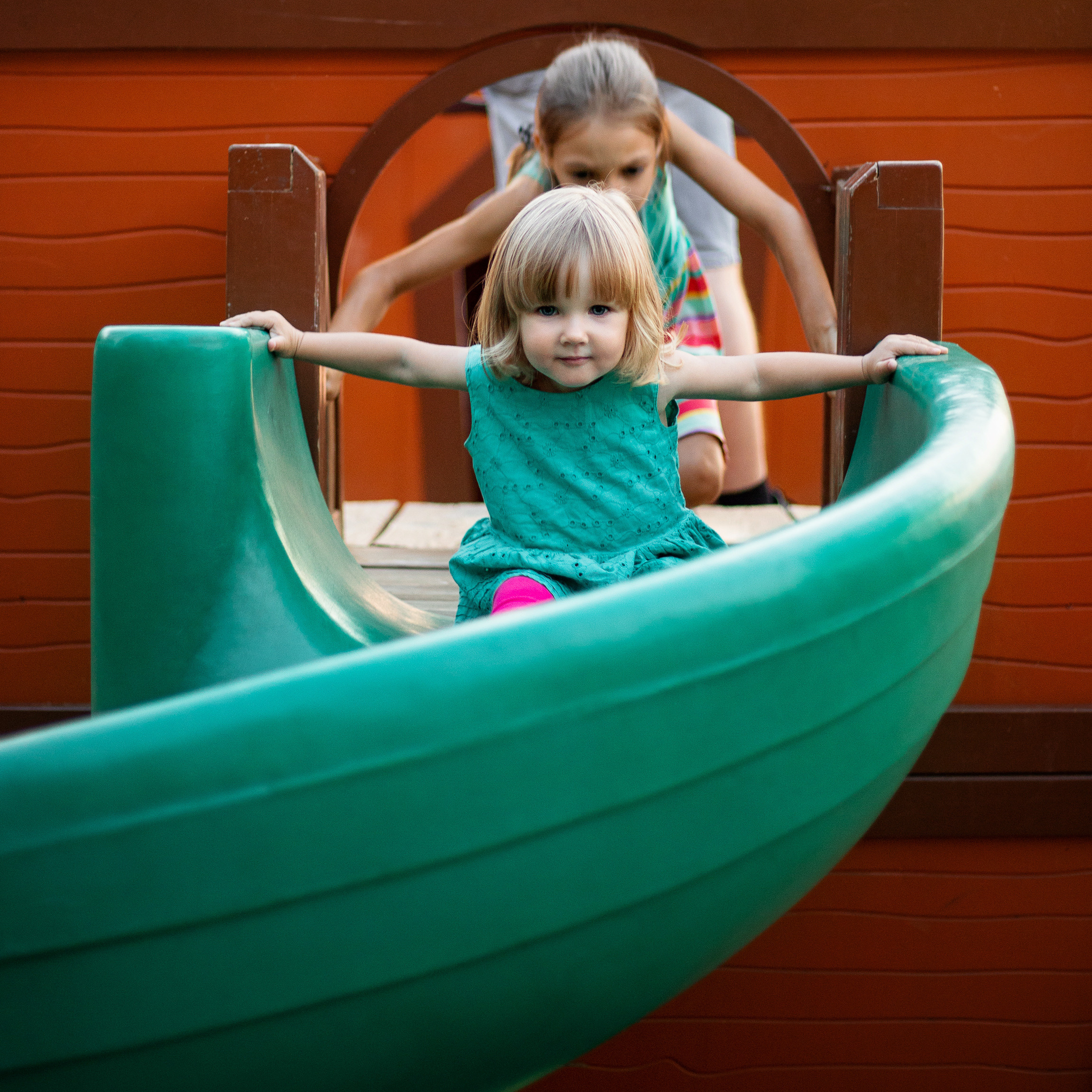 Мои дочки. Могут быть фото без обработки (исходники). Фотограф Пермь. Свадьбы. Семья и дети, школа, д. сад. Фотокниги