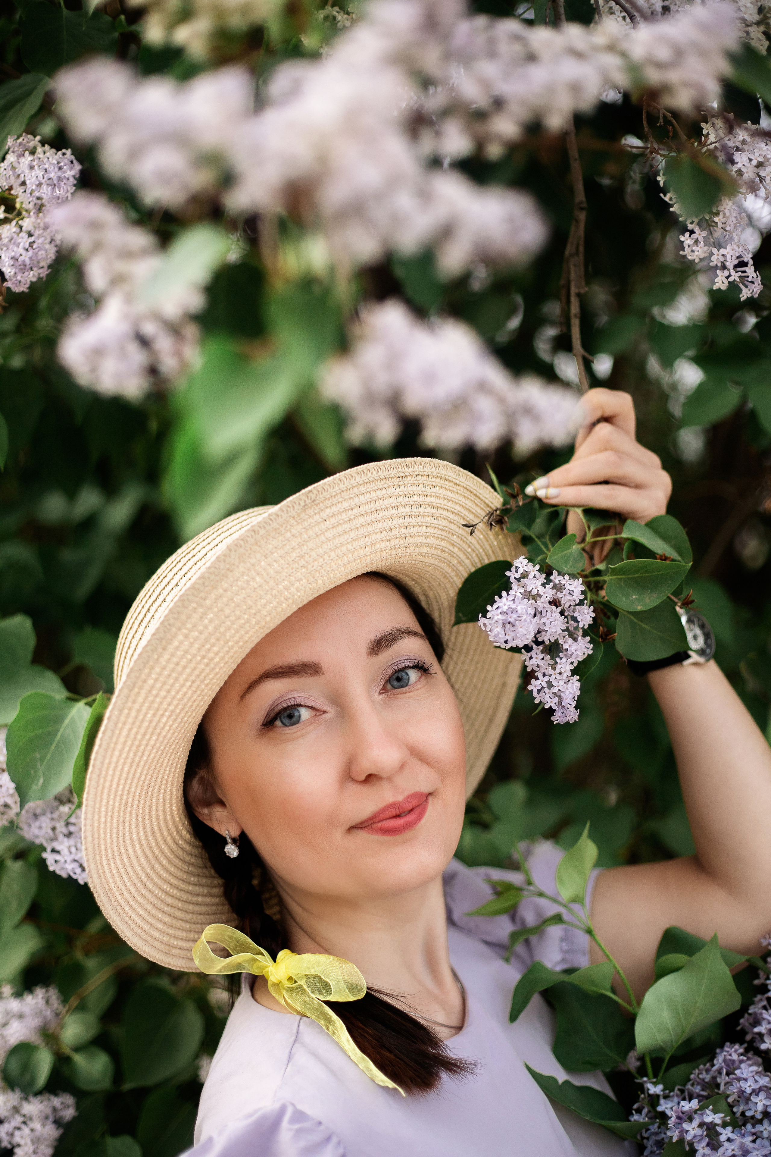 Фотосессия в сирени Пермь. Индивидуальная фотосессия Пермь