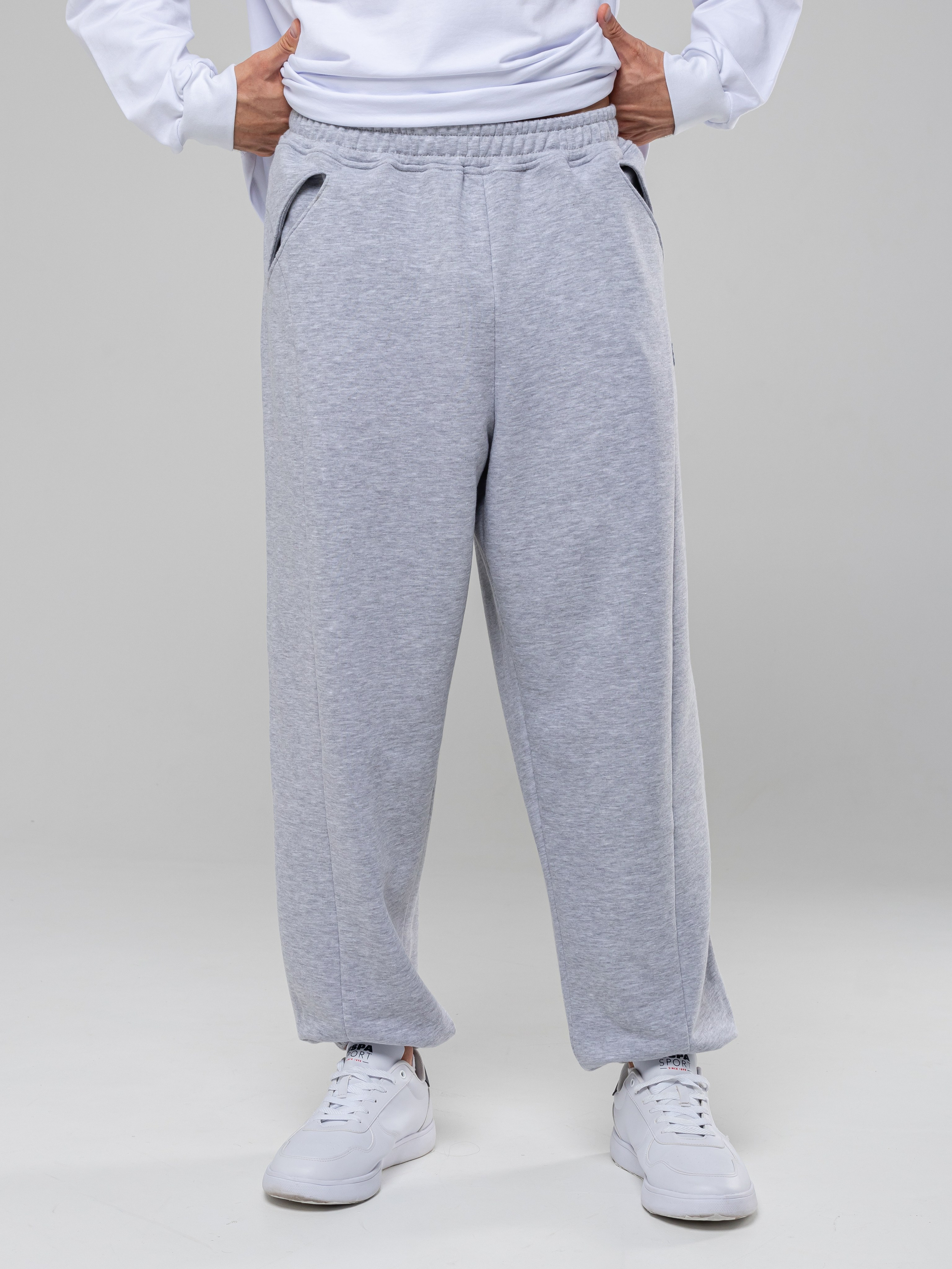 Худи и штаны. Фотограф в Краснодаре Арина Кудряшова