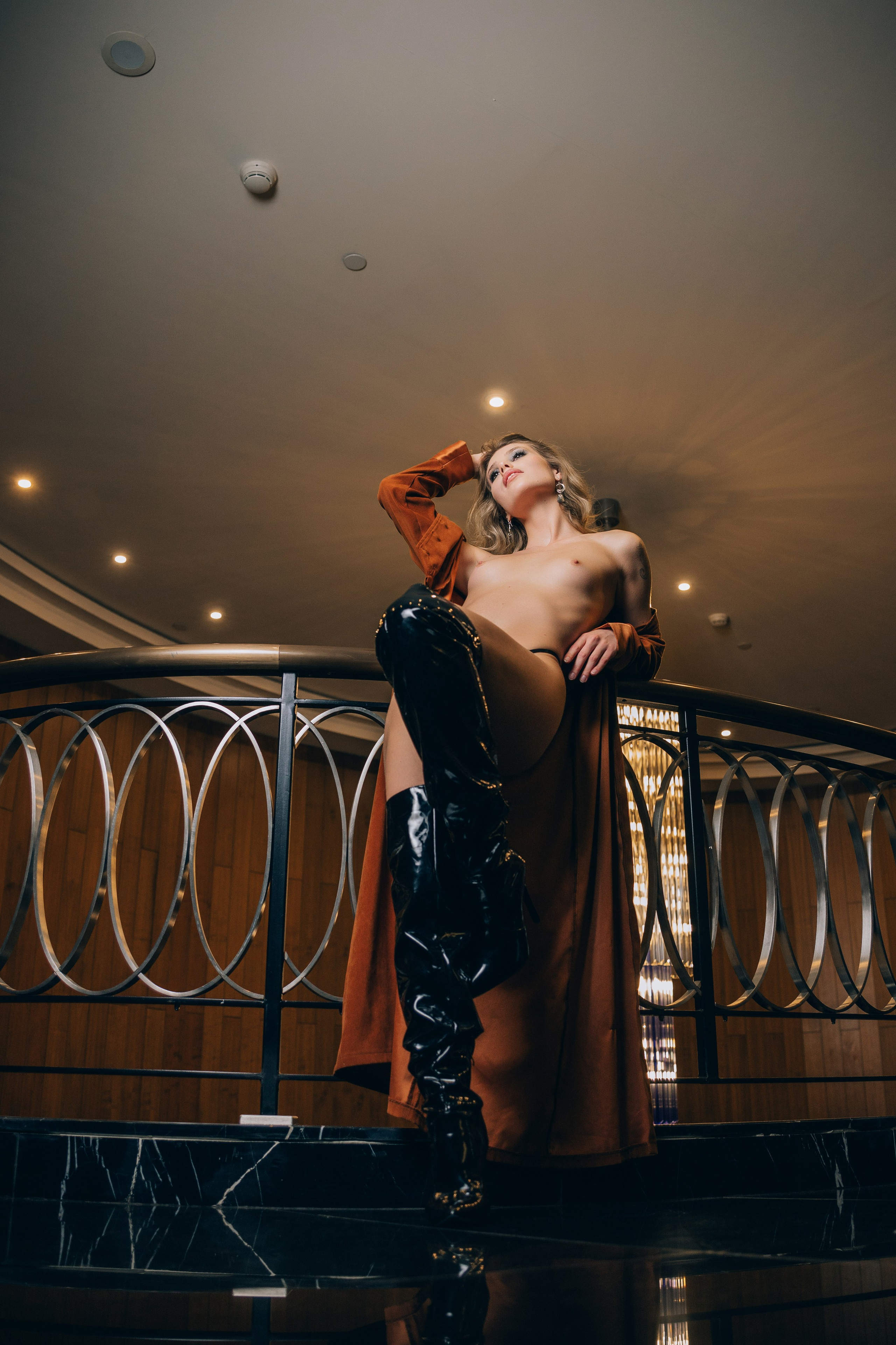 Ню в отеле. Фотограф Александра Кузуб Санкт-Петербург