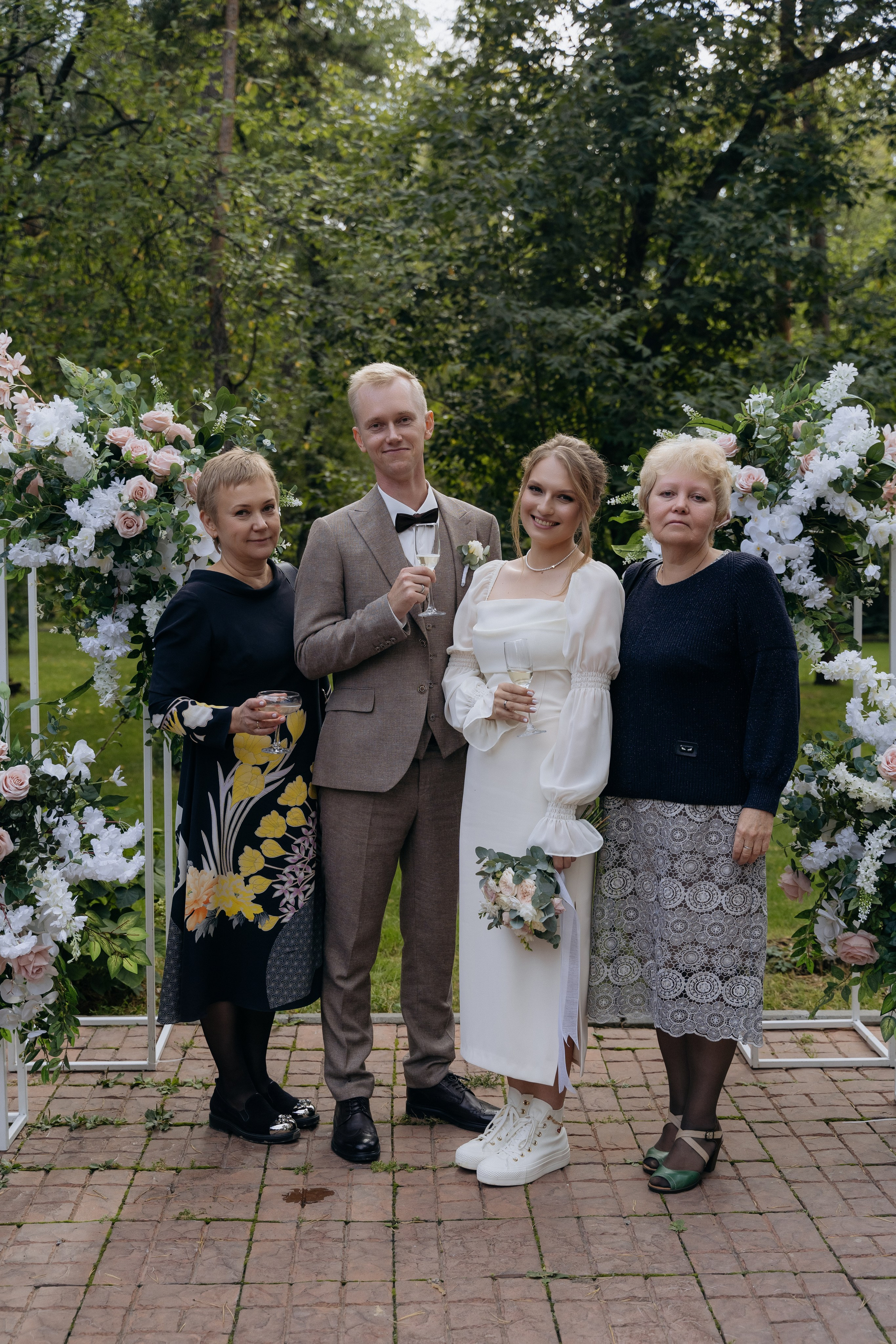 Саша и Даша. Свадебный и семейный фотограф в Новосибирске Наталья Зорина