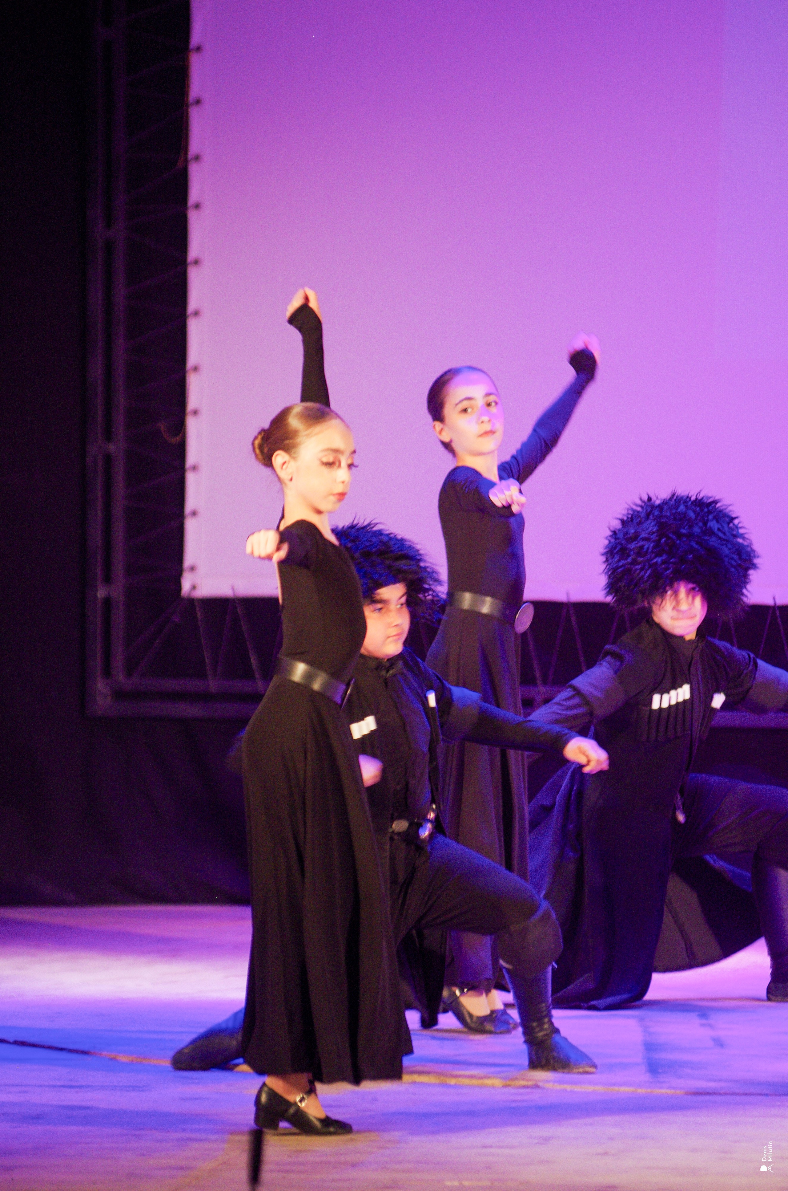 Танцы в прекрасном Они. Портретный фотограф Денис Милютин