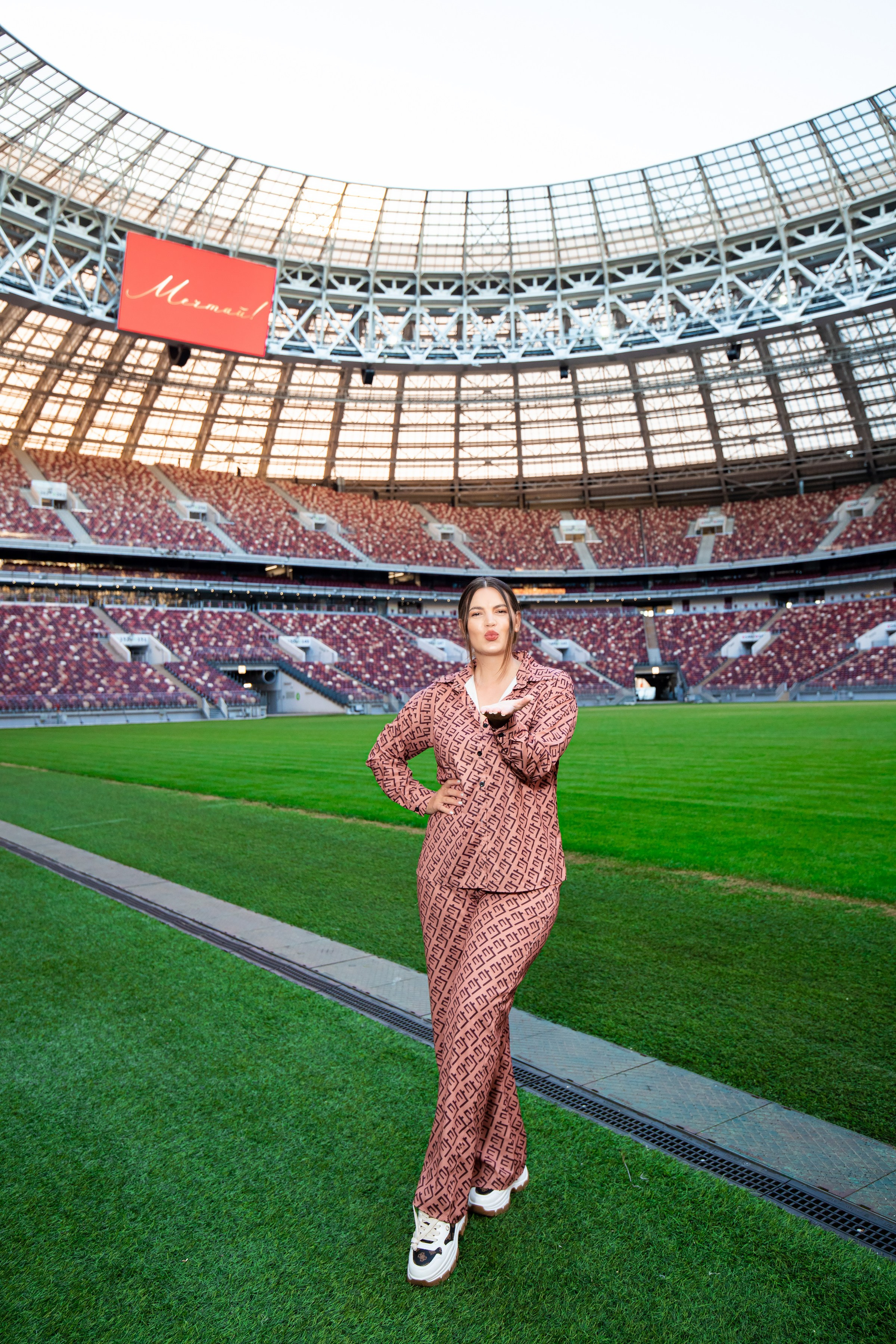 Показ Галины Подзолко в Лужниках. Репортажный и fashion фотограф в Москве Сергей Бардин