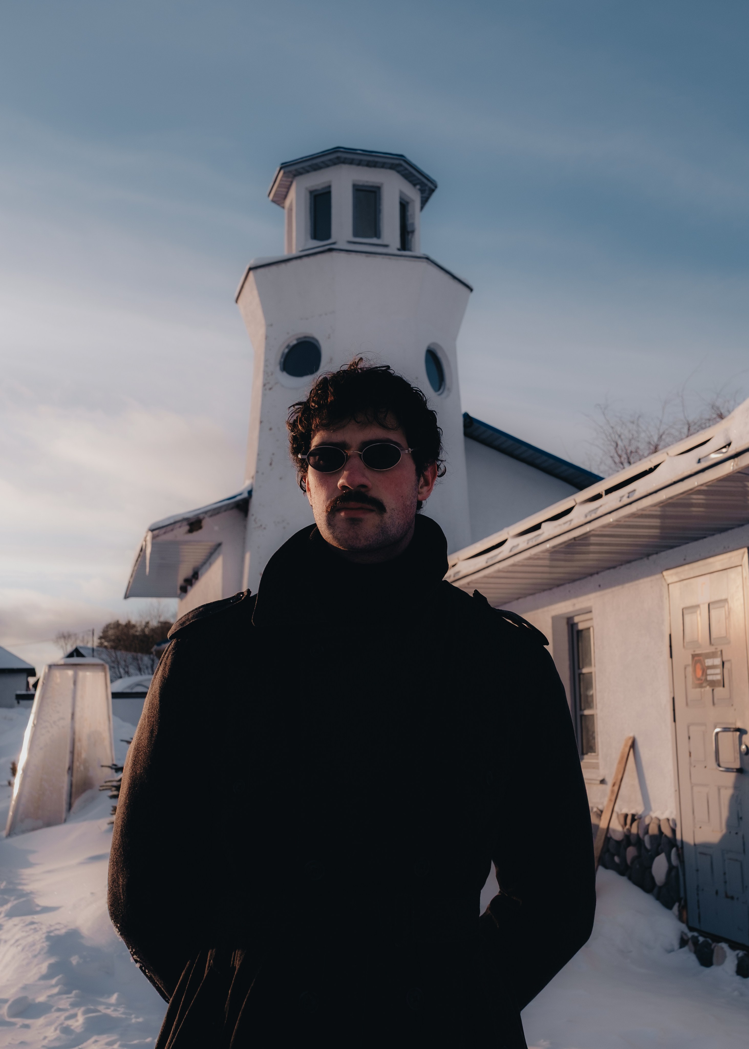 VOVS. Портретный фотограф DanilNabody