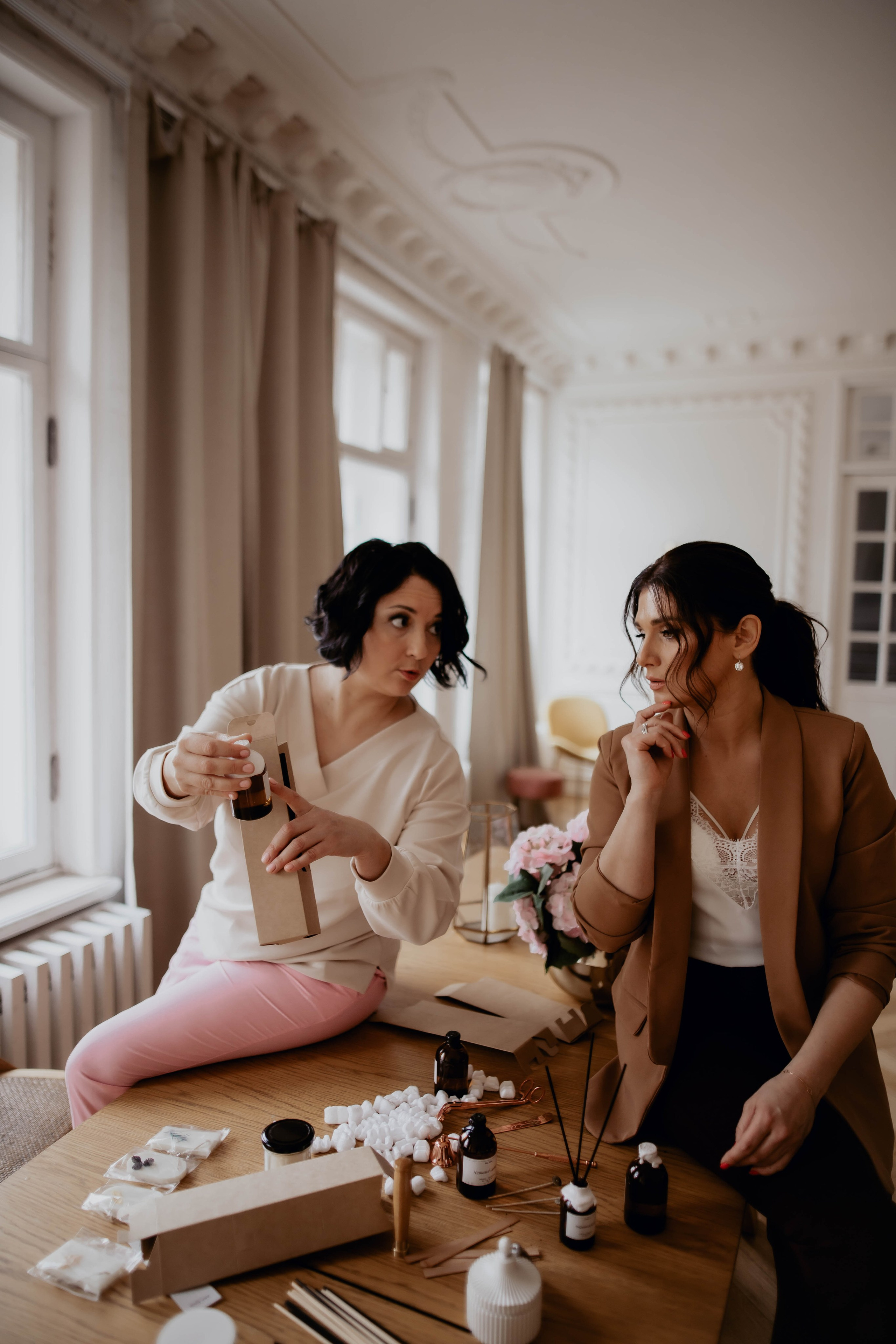 Ирина и Неля: бизнесвумен арома продукции. Фотограф Veronika Potaseva