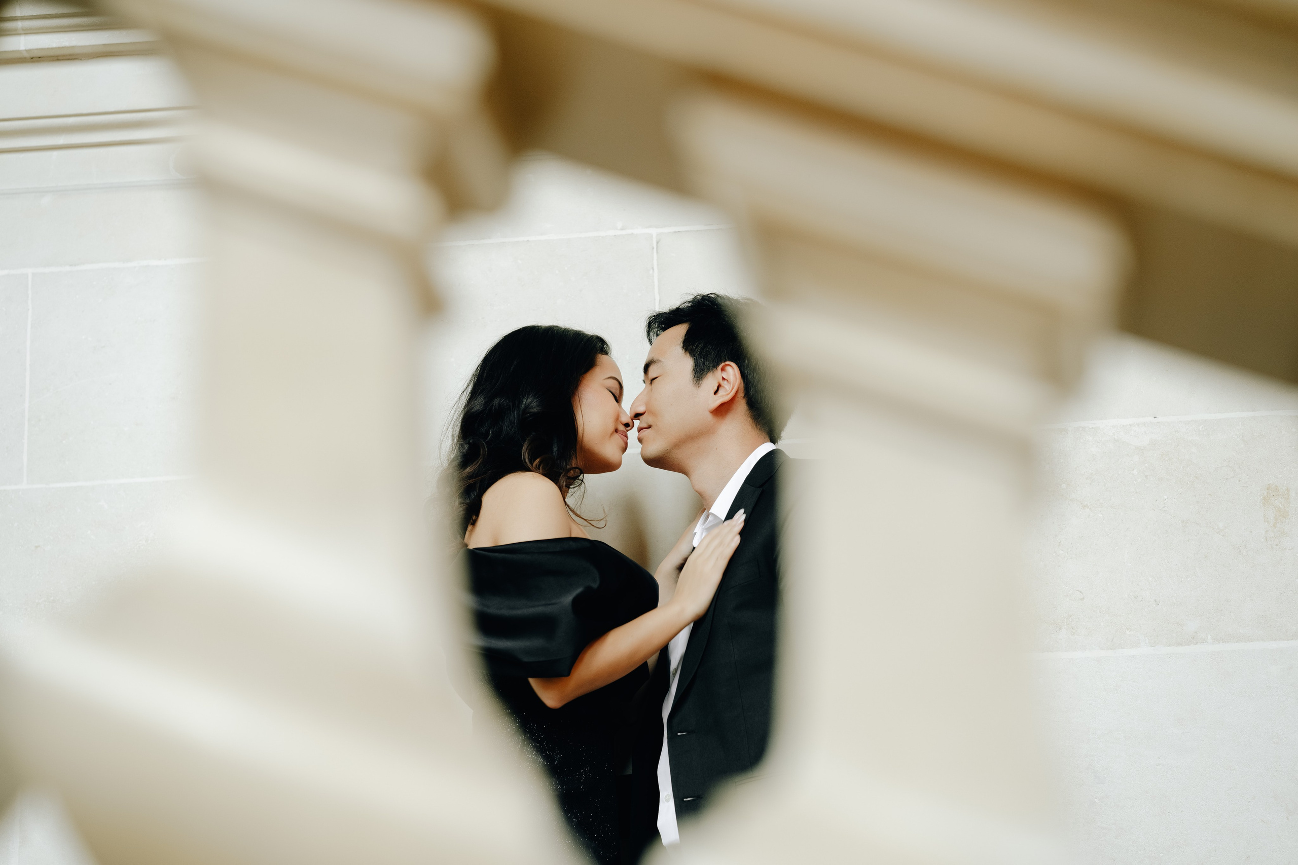 Fifi & Shamil | The Museum of Art. Профессиональный свадебный фотограф в Женеве и Швейцарии | Таня Вовчецкая