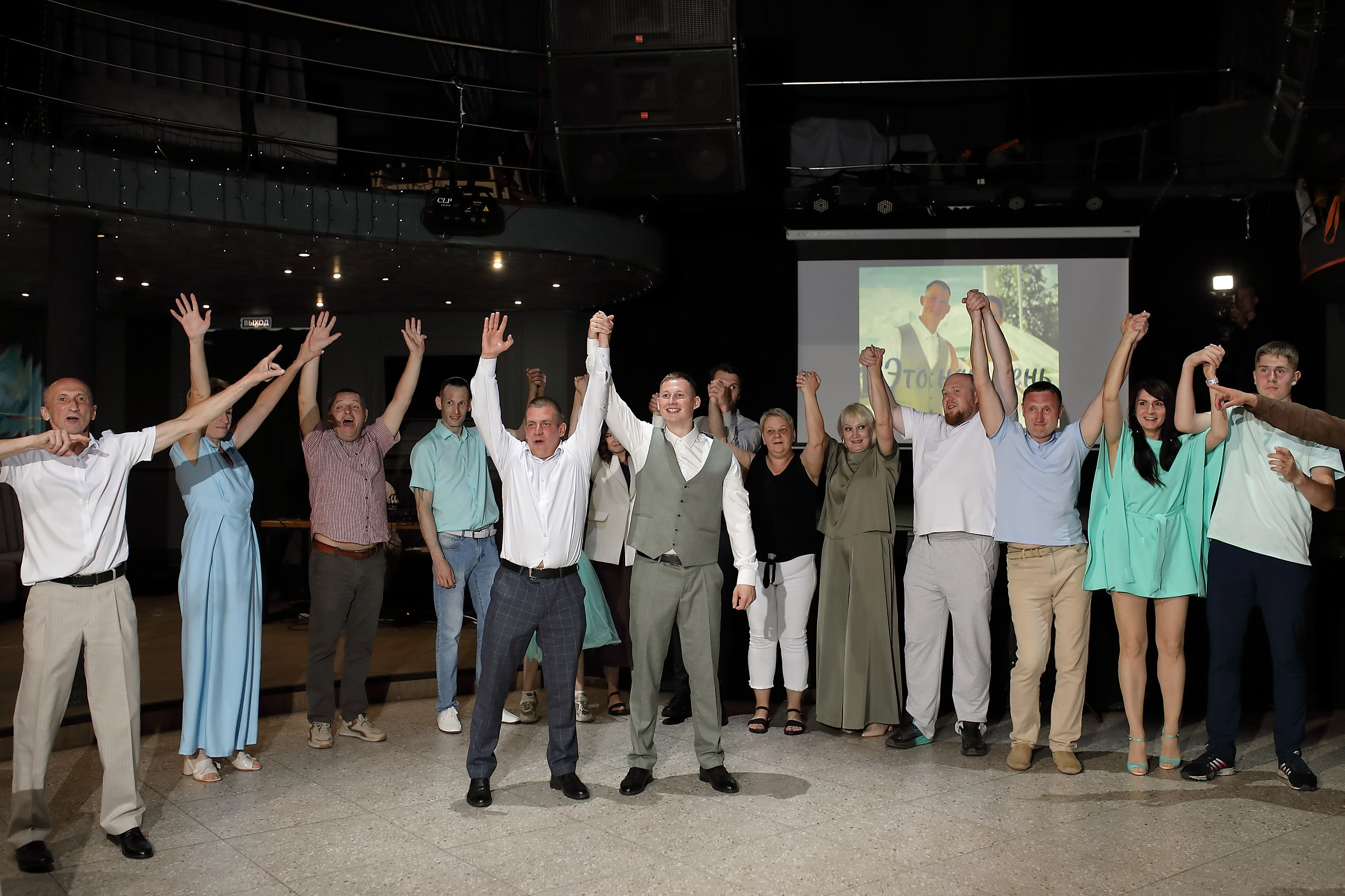 Роман и Софья. Свадебный и семейный фотограф и видеограф в Екатеринбурге Полянские Тимур и Анастасия