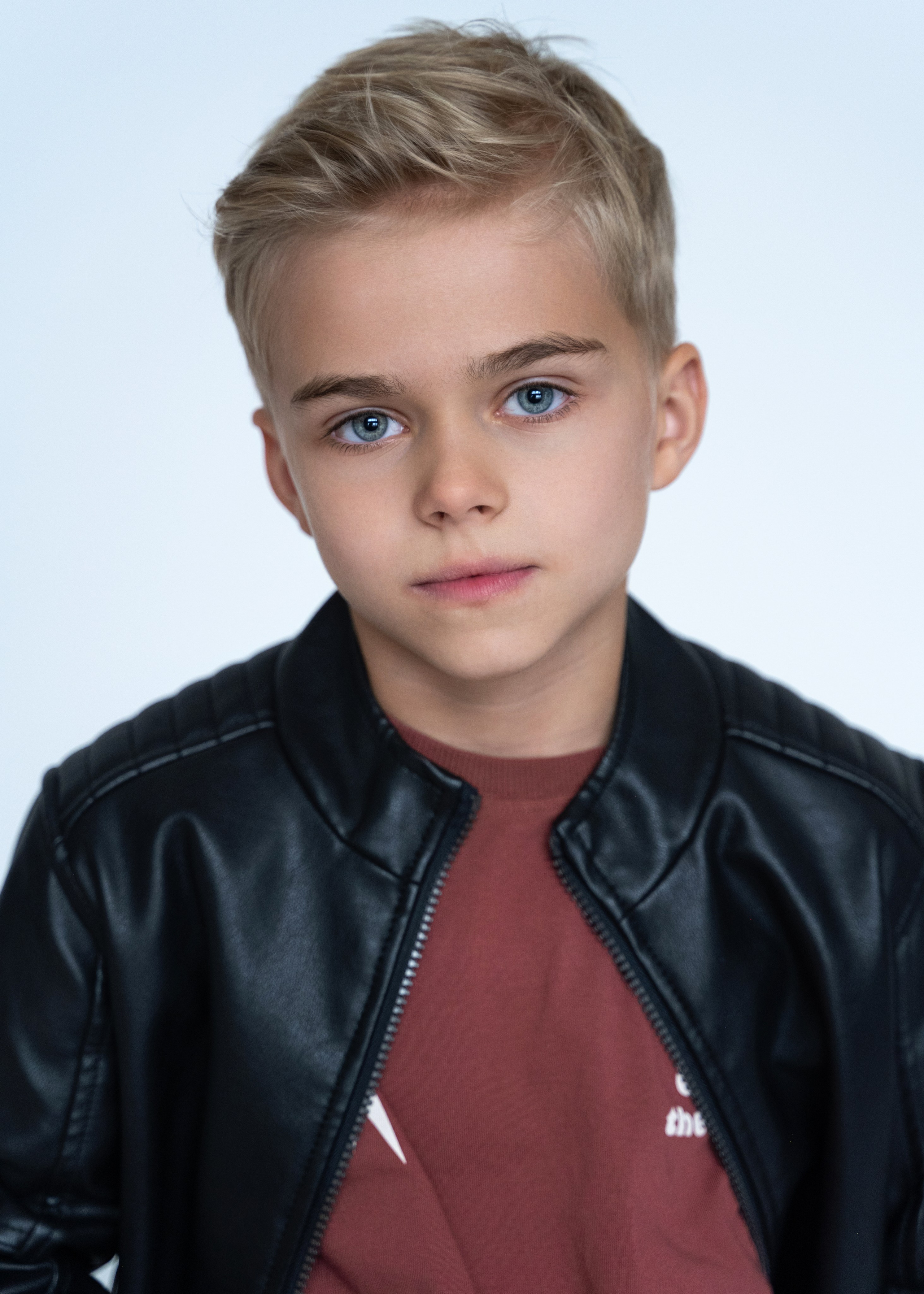 Иван. Фотограф Москва Виктория Вишневская актерское / модельное портфолио