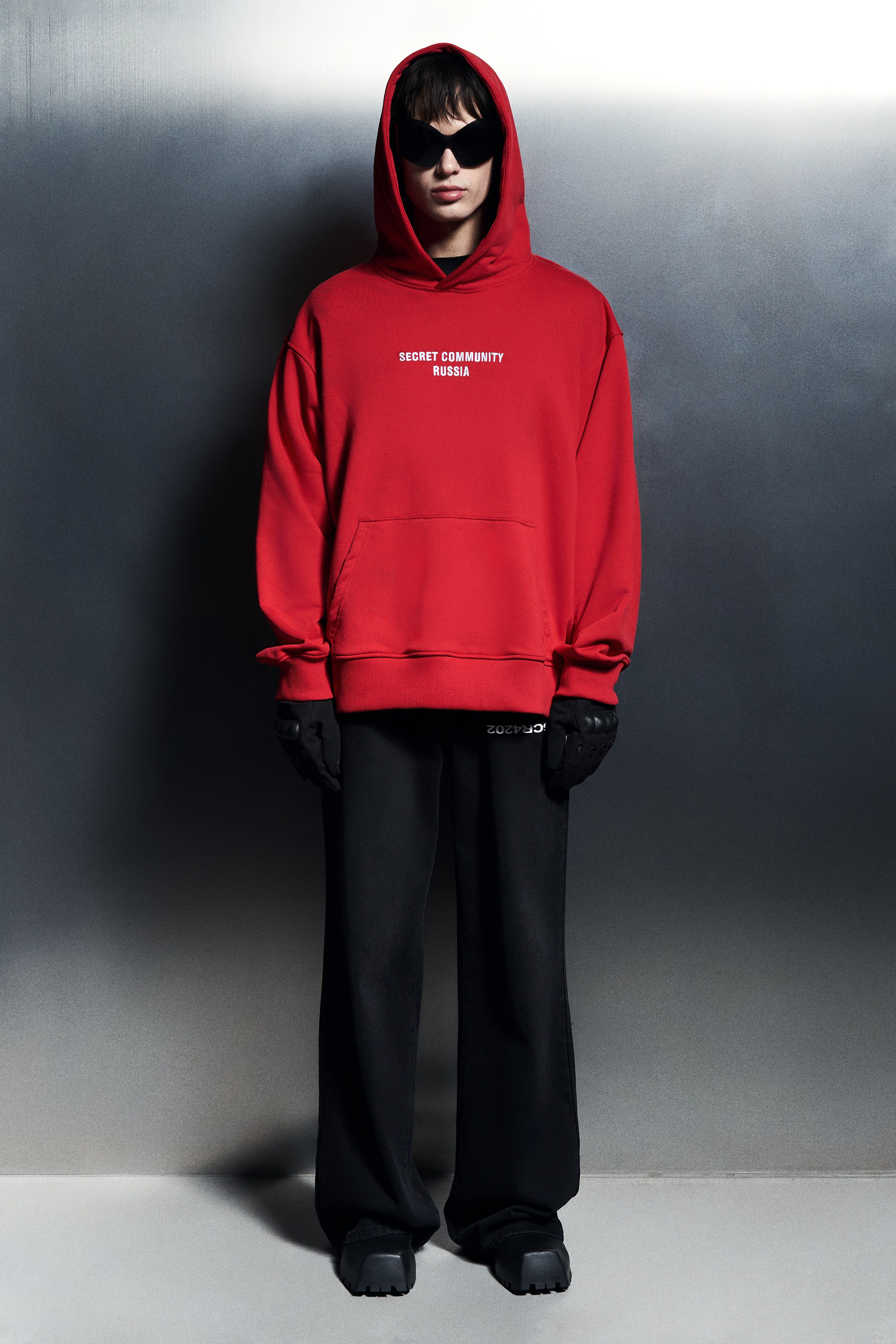 SCRMERCH — CLOSED DROP. DINIS MUSTAFIN | PHOTOGRAPHY