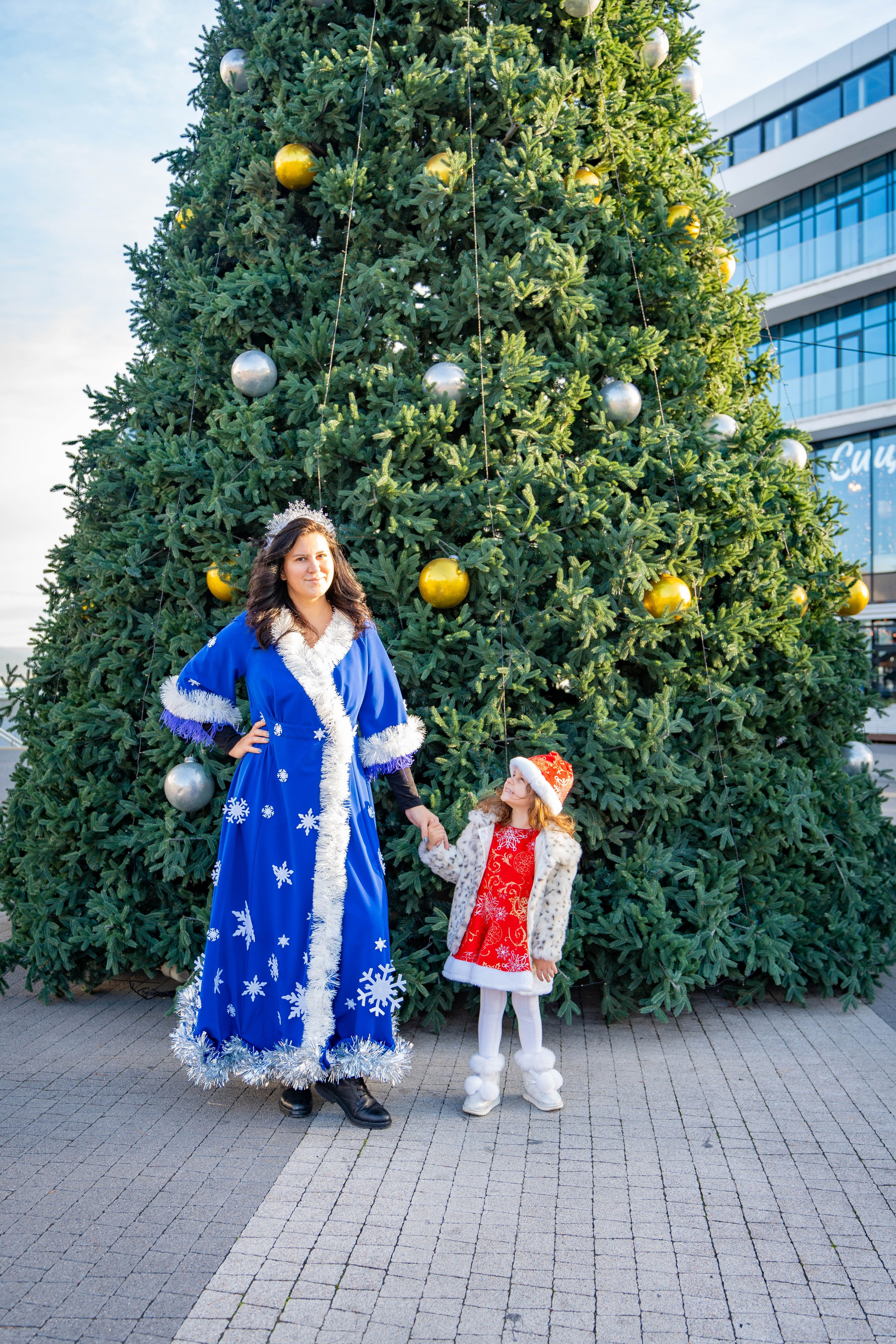 Новогодняя фотосессия в Новороссийске. Семейный и детский фотограф Екатерина Черняева. Снимаю портреты, love story, фотопрогулки, работаю на улице, в кафе, студии, дома у клиента