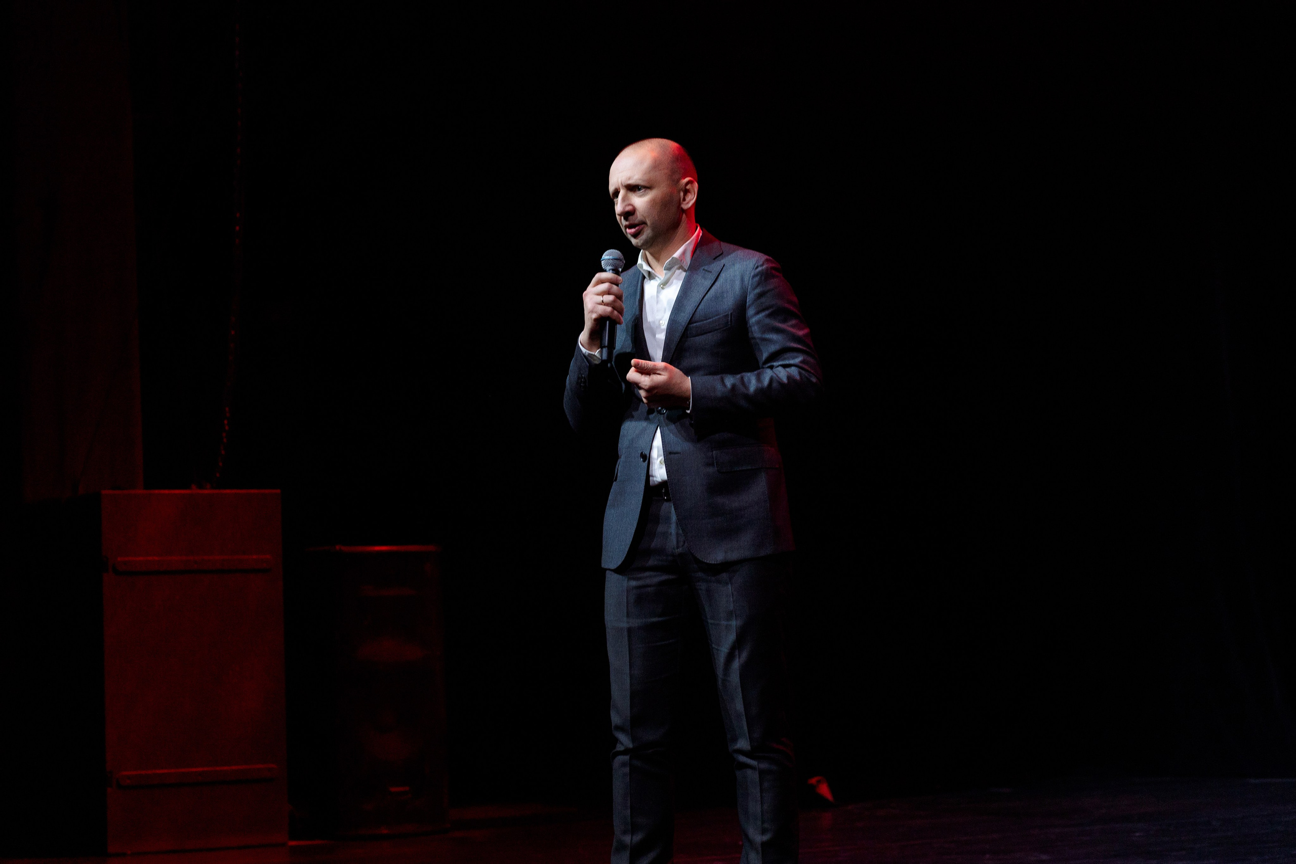 РЕПОРТАЖ: НОВЫЙ ГОД В ДК МЕТАЛЛУРГ. Профессиональный фотограф в Ижевске Леша Петров