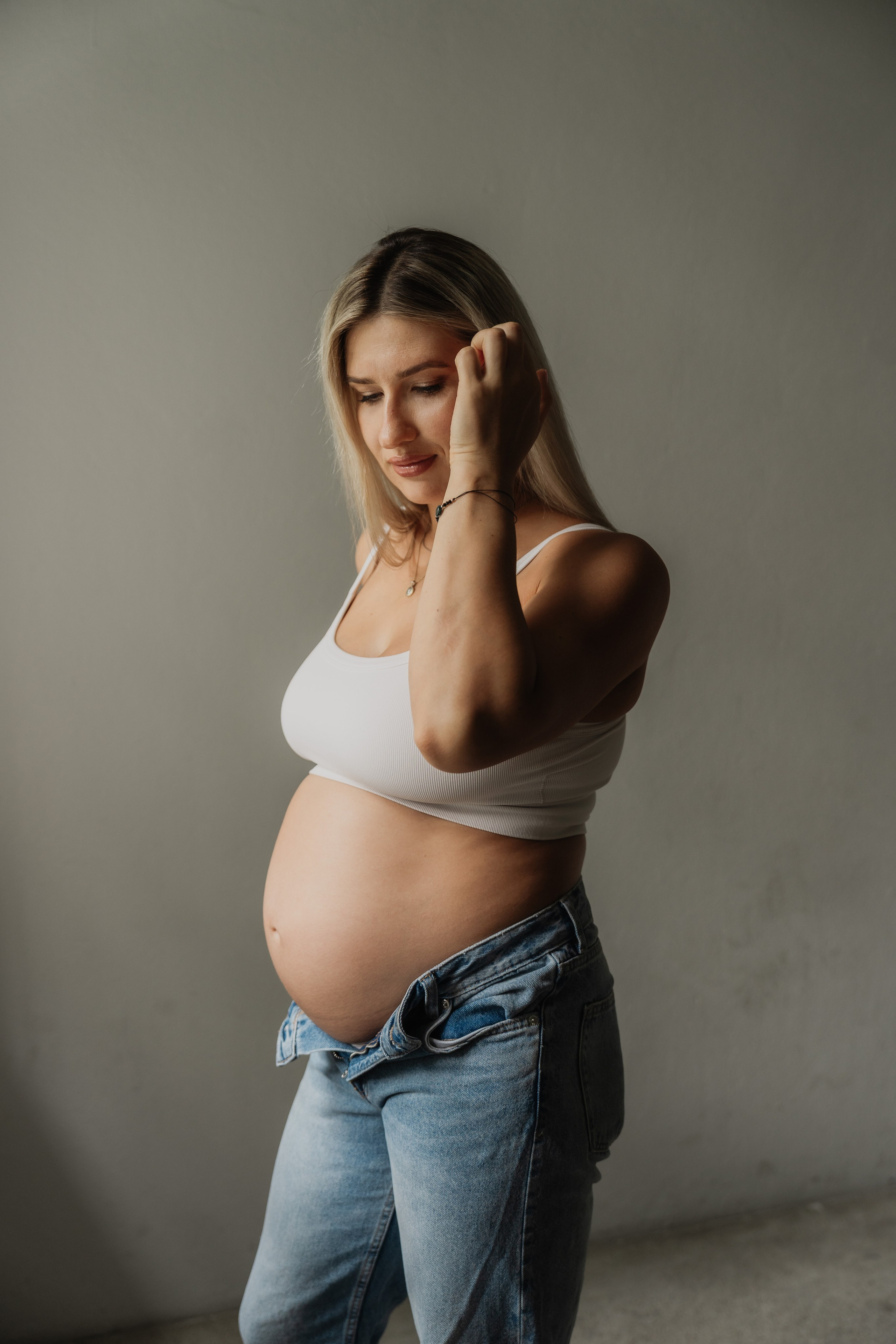 Pregnant Shooting. Fotographer in Vienna Ksenia Mart