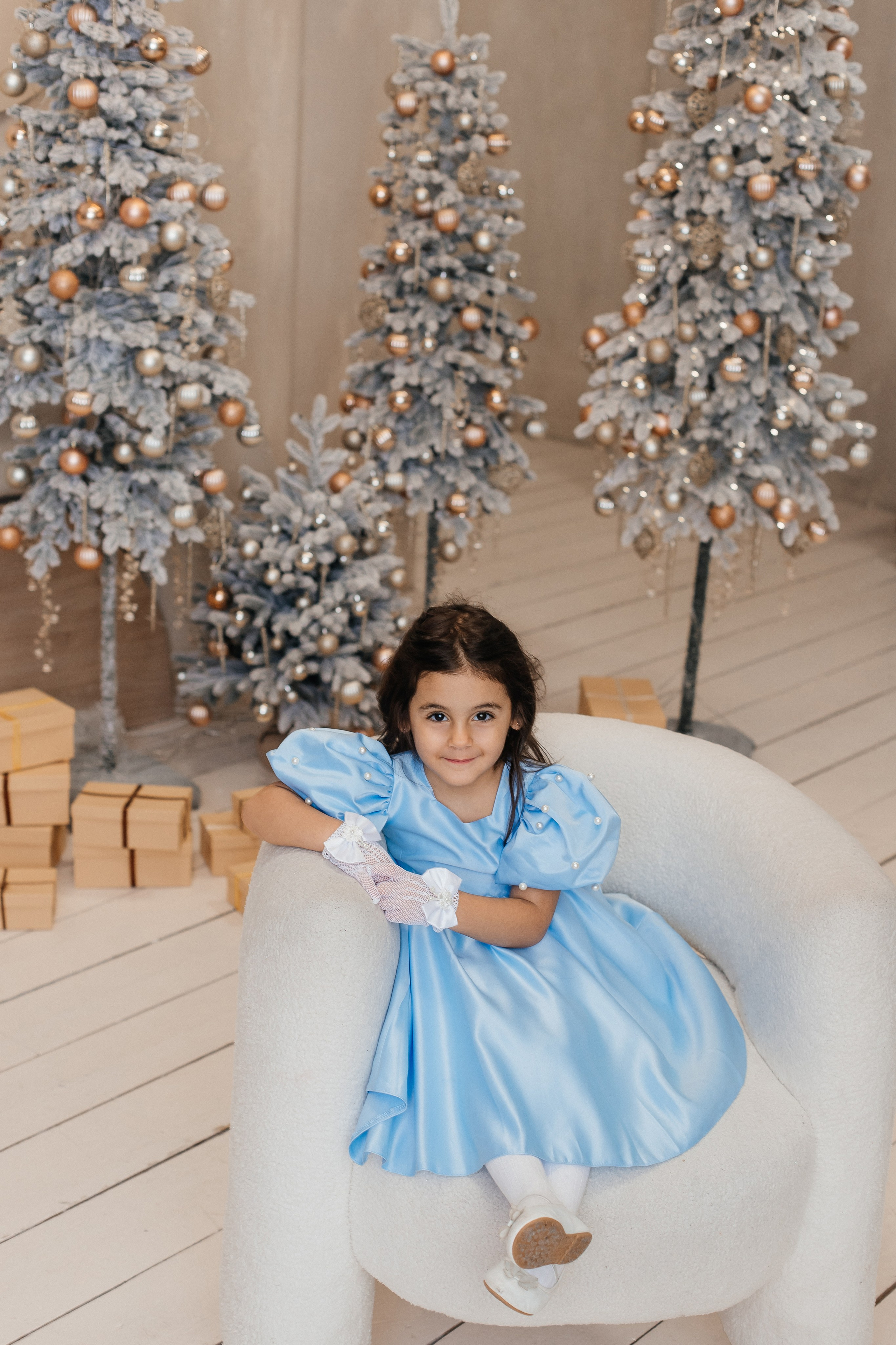 Семейная фотосессия в фотостудии Кросс. Фотограф Александра Сыщенко