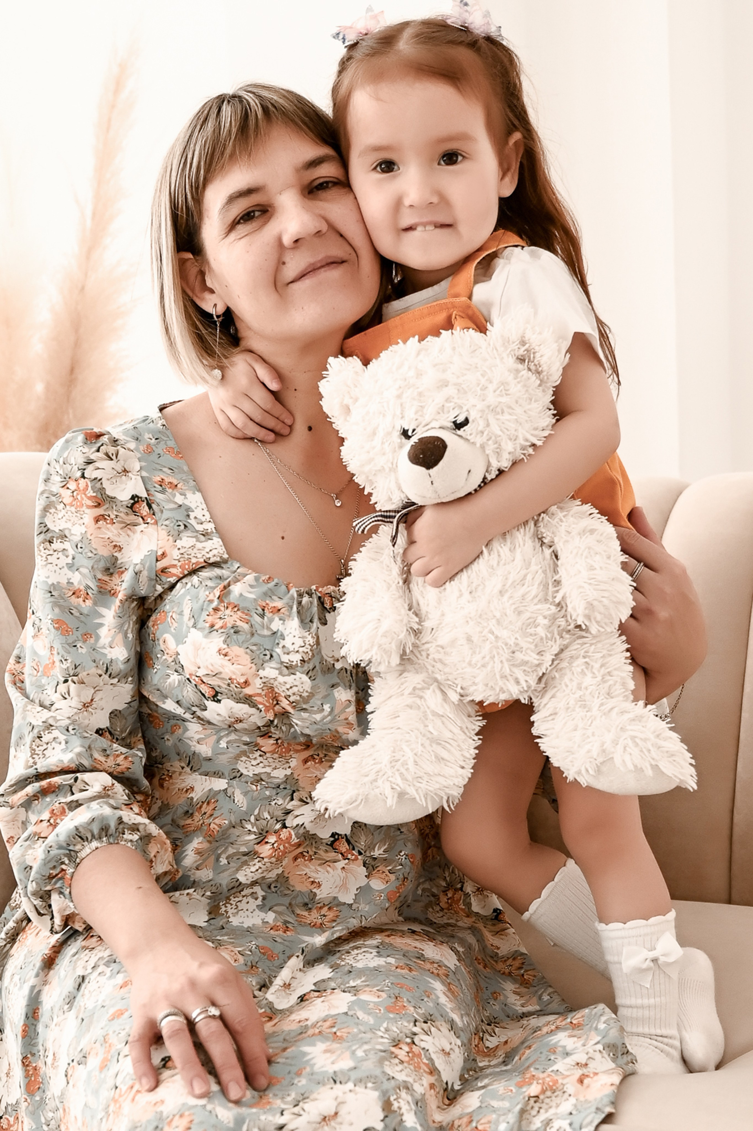 Семейная студийная  фотосессия 2. Свадебный, семейный, детский, контент фотограф в Омске Максим Ильин