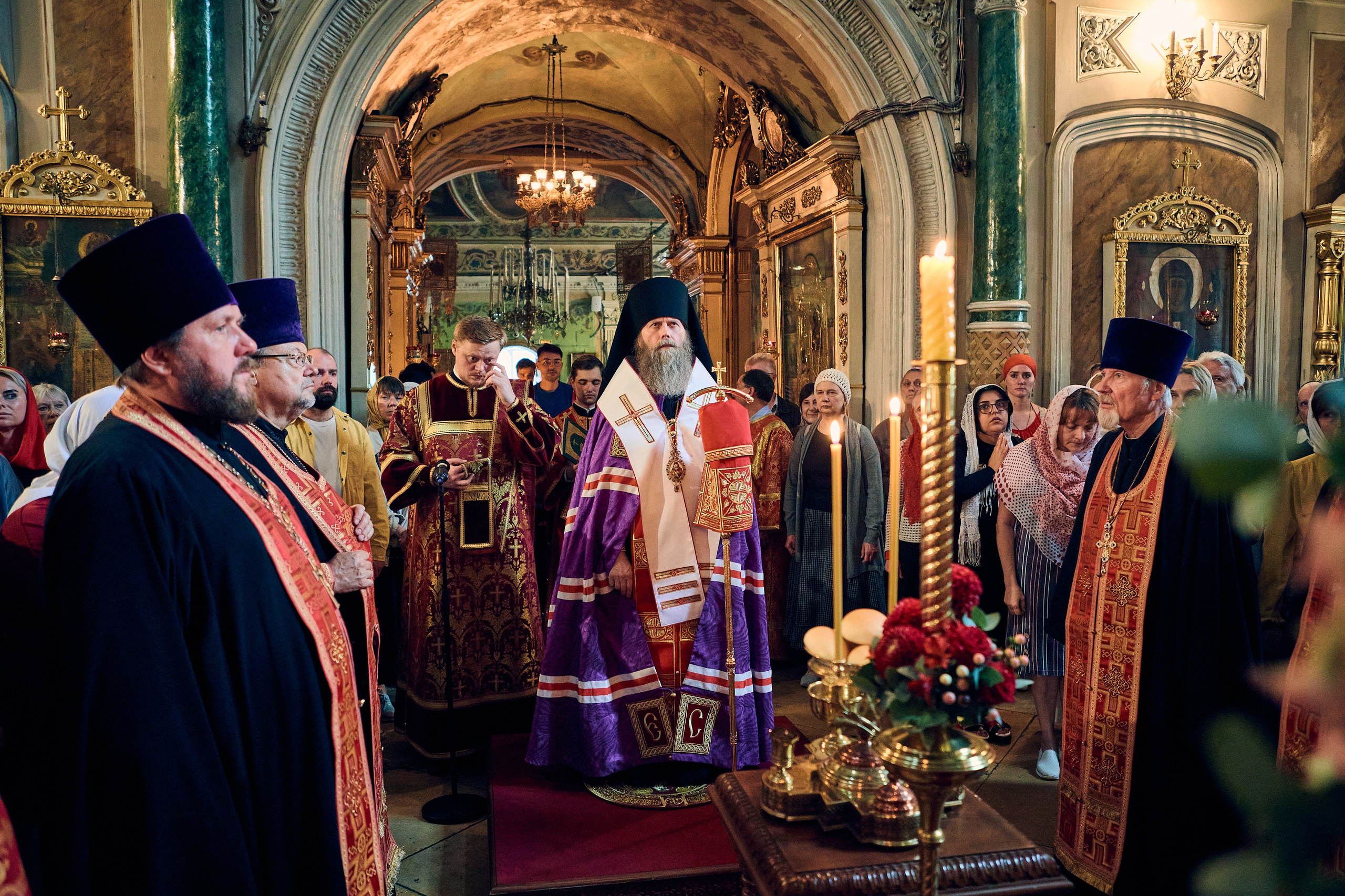 Всенощное бдение в канун престольного праздника храма Иоанна Воина. DMITRY MOISEENKO — фотограф, художник, топ-стилист
