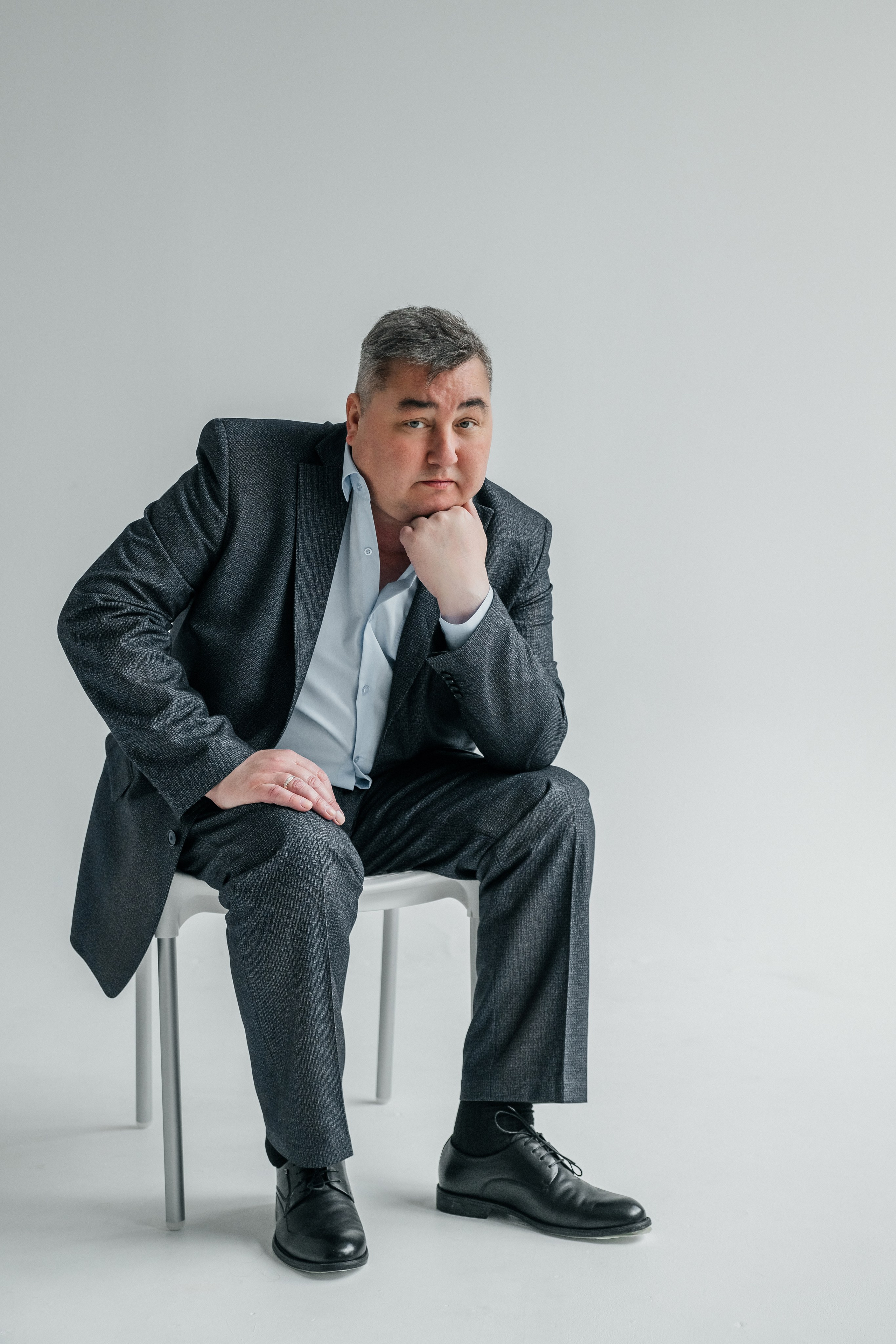 Вера и Ильдар 17.04.24. Фотограф Ярмишко Дарья. Выпускные фотокниги