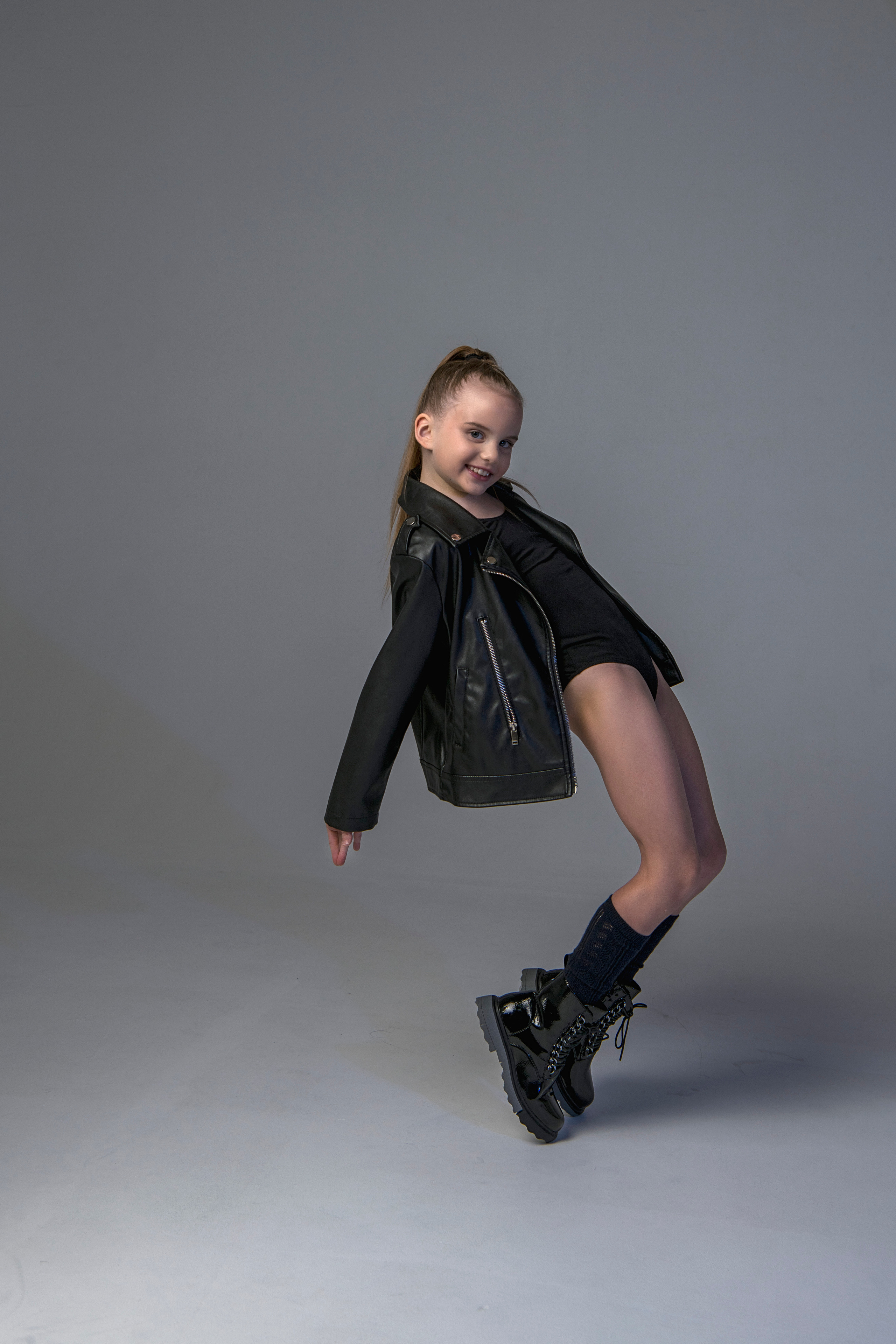 Гимнастика, балет, танцы. Детский и семейный фотограф в Перми Светлана Ермакова