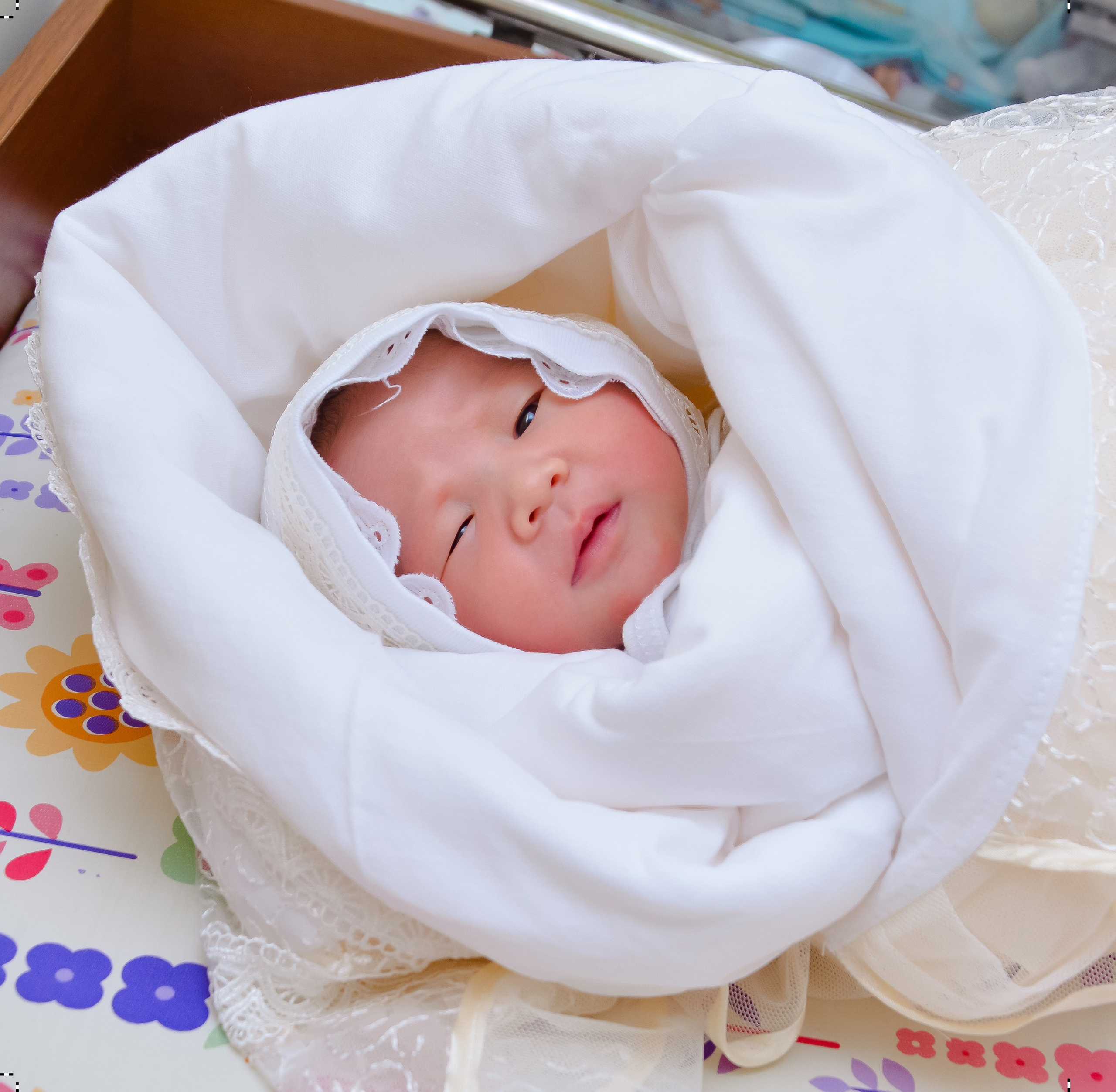 Шаблон фотокниги семейные истории, я родилась, роддом, выписка из роддома, день рождения. medlori fotobook Выпускные альбомы в Липецке, фотокниги, шаблоны печатная продукция, фотограф Медведева Лариса Липецк 89995303953