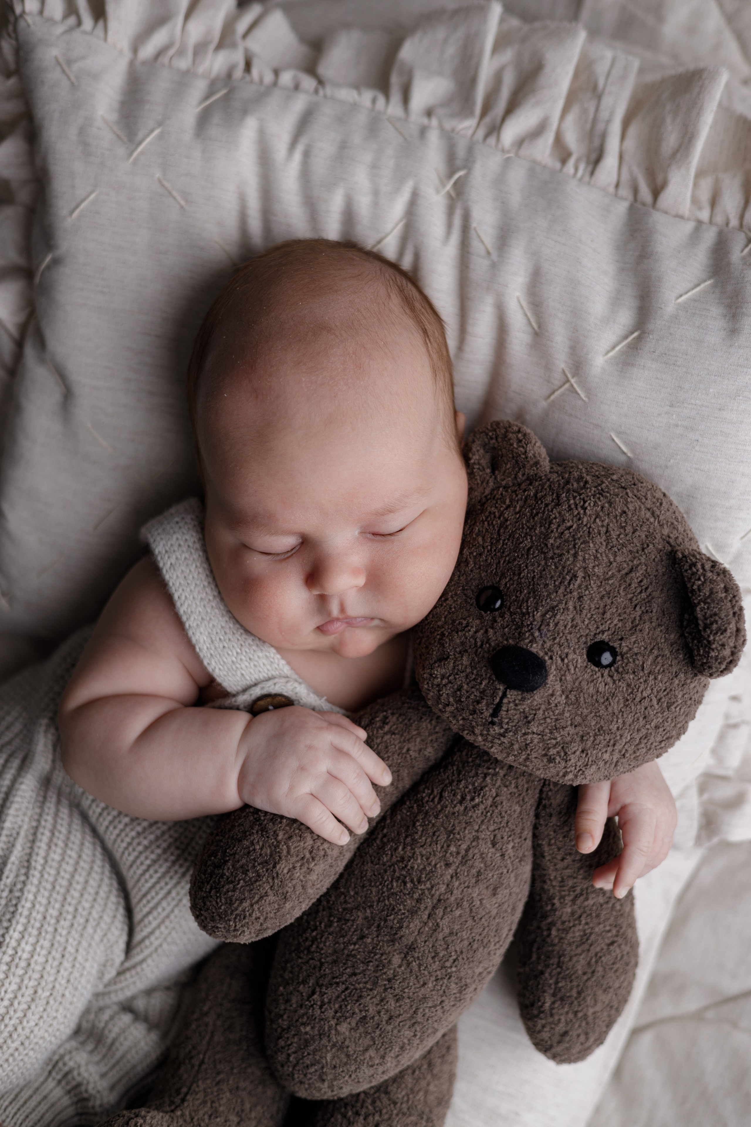 Арсений. Евгения Горбунова фотограф новорожденных в Новом Уренгое