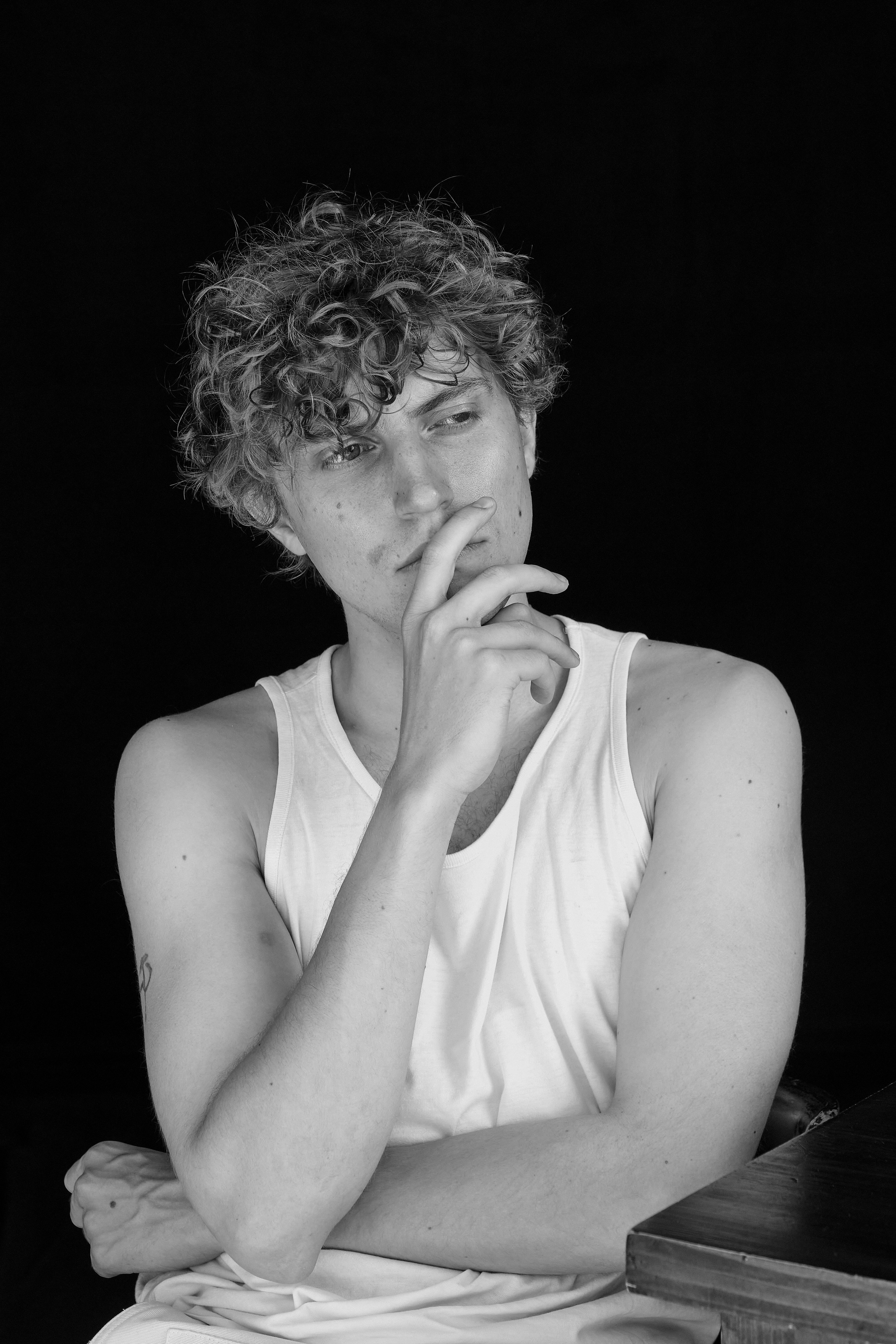 Творческая съемка для актера Миши