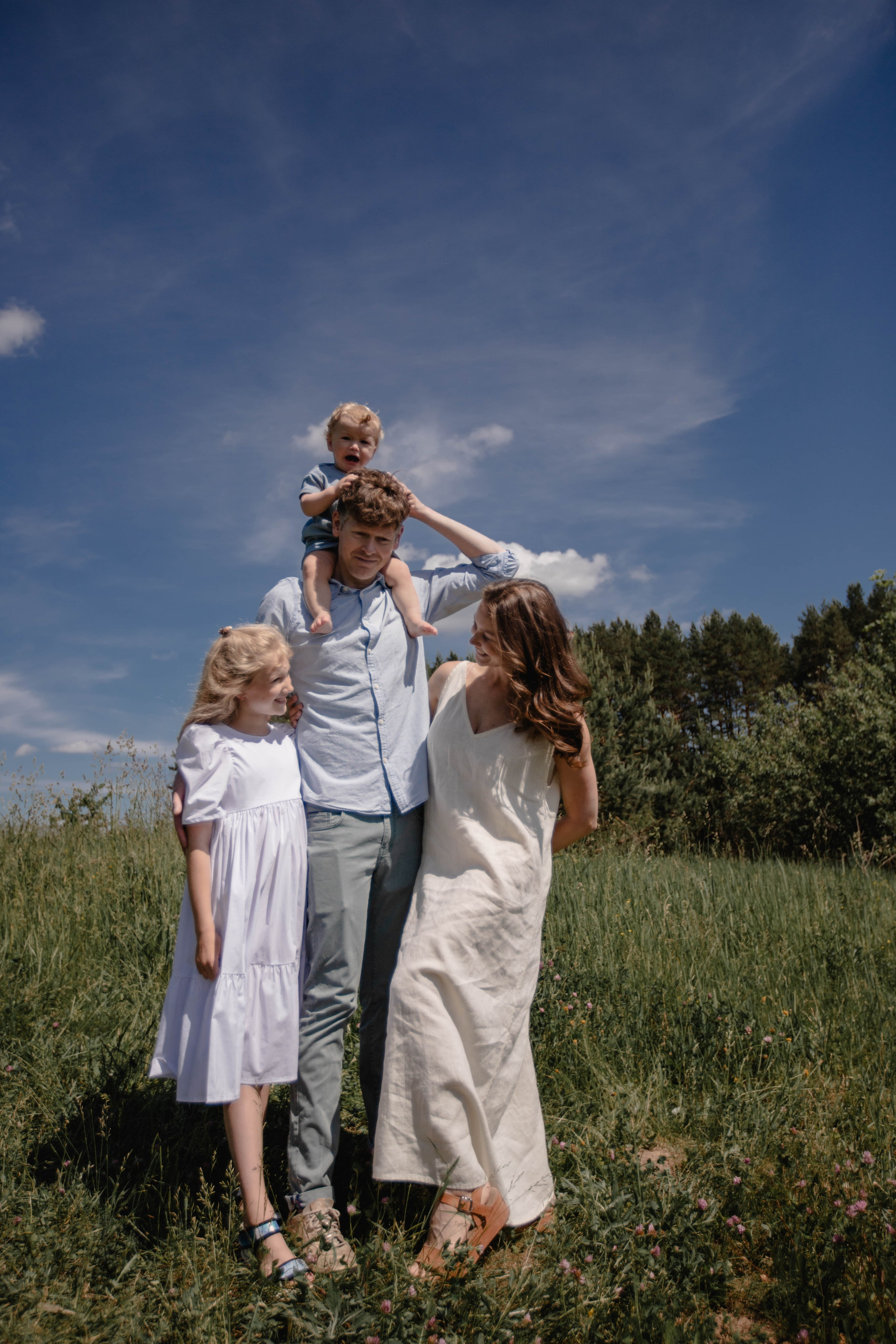 Семейная съёмка у воды