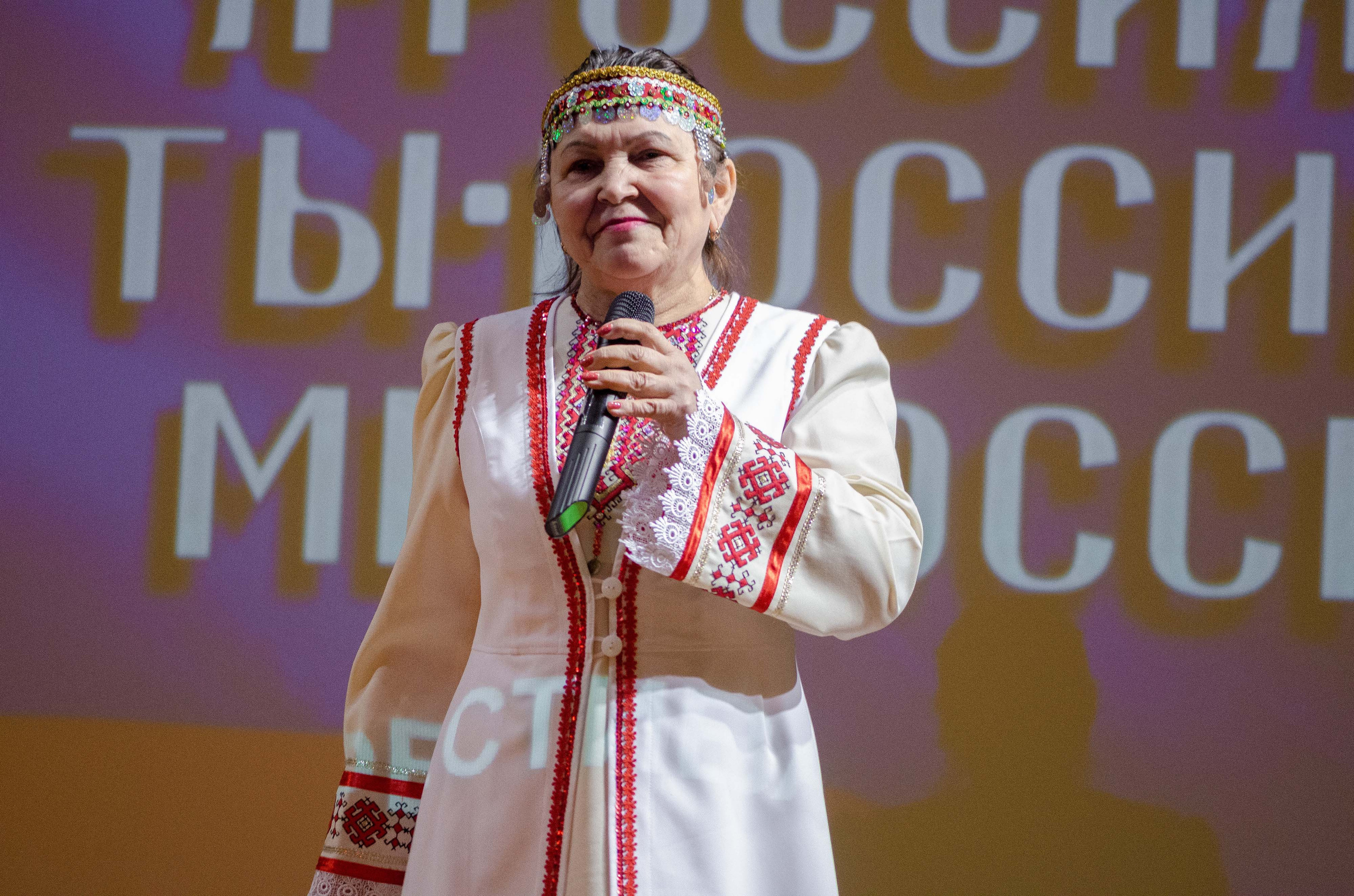 «Я-россиянин, ты — россиянин, мы — россияне!». Свадебный фотограф на Урале Виктор Соколов