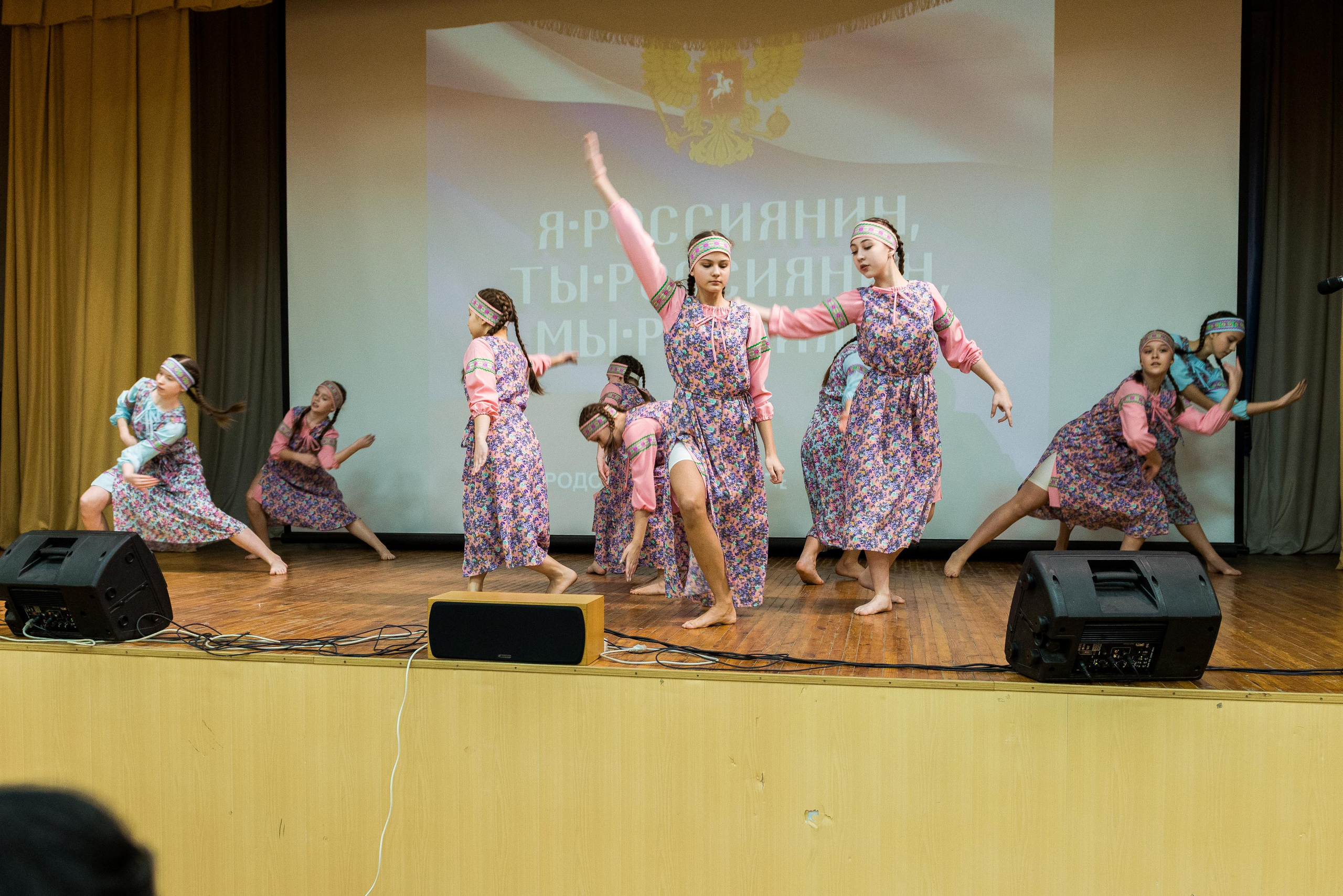 «Я-россиянин, ты — россиянин, мы — россияне!». Свадебный фотограф на Урале Виктор Соколов