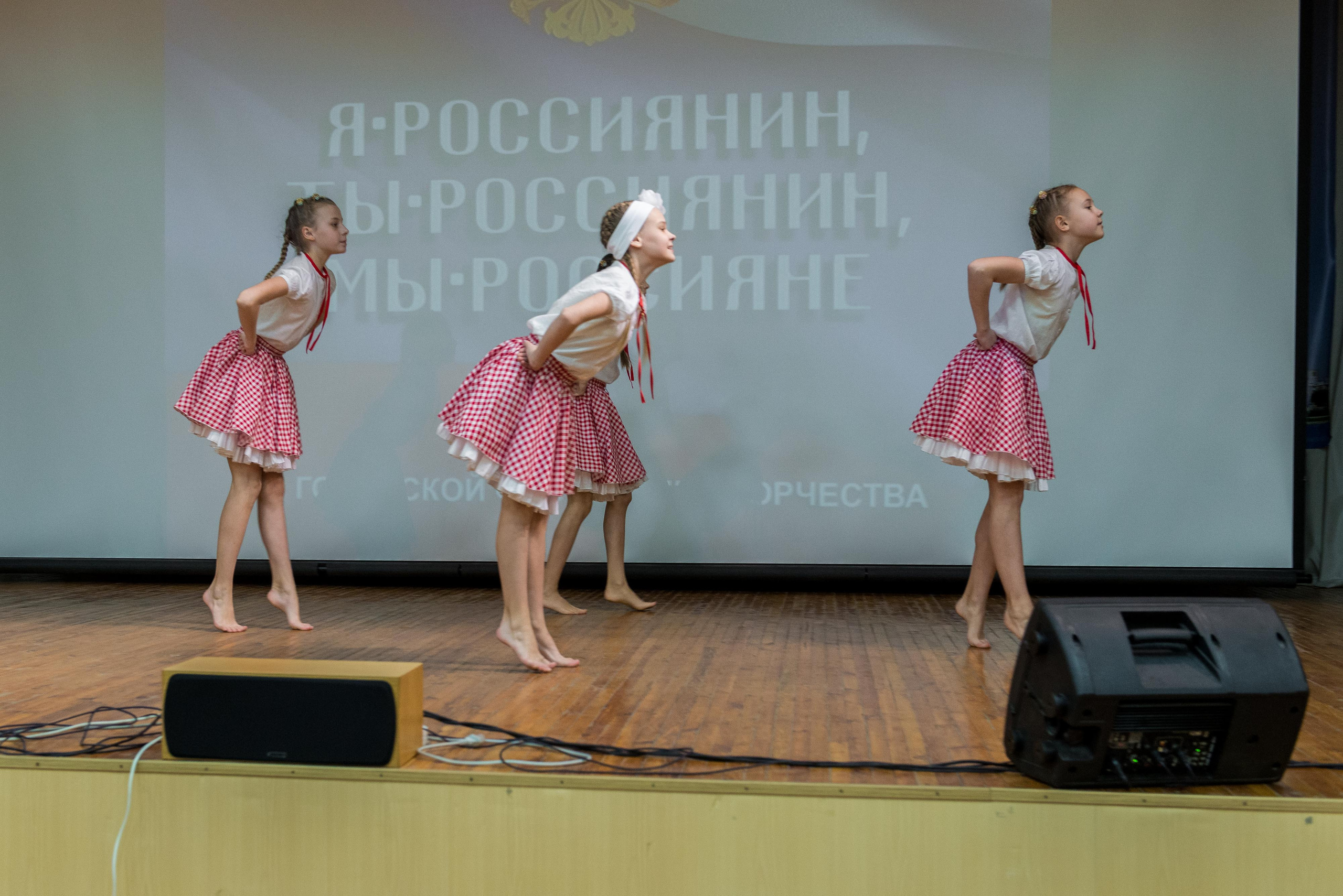 «Я-россиянин, ты — россиянин, мы — россияне!». Свадебный фотограф на Урале Виктор Соколов