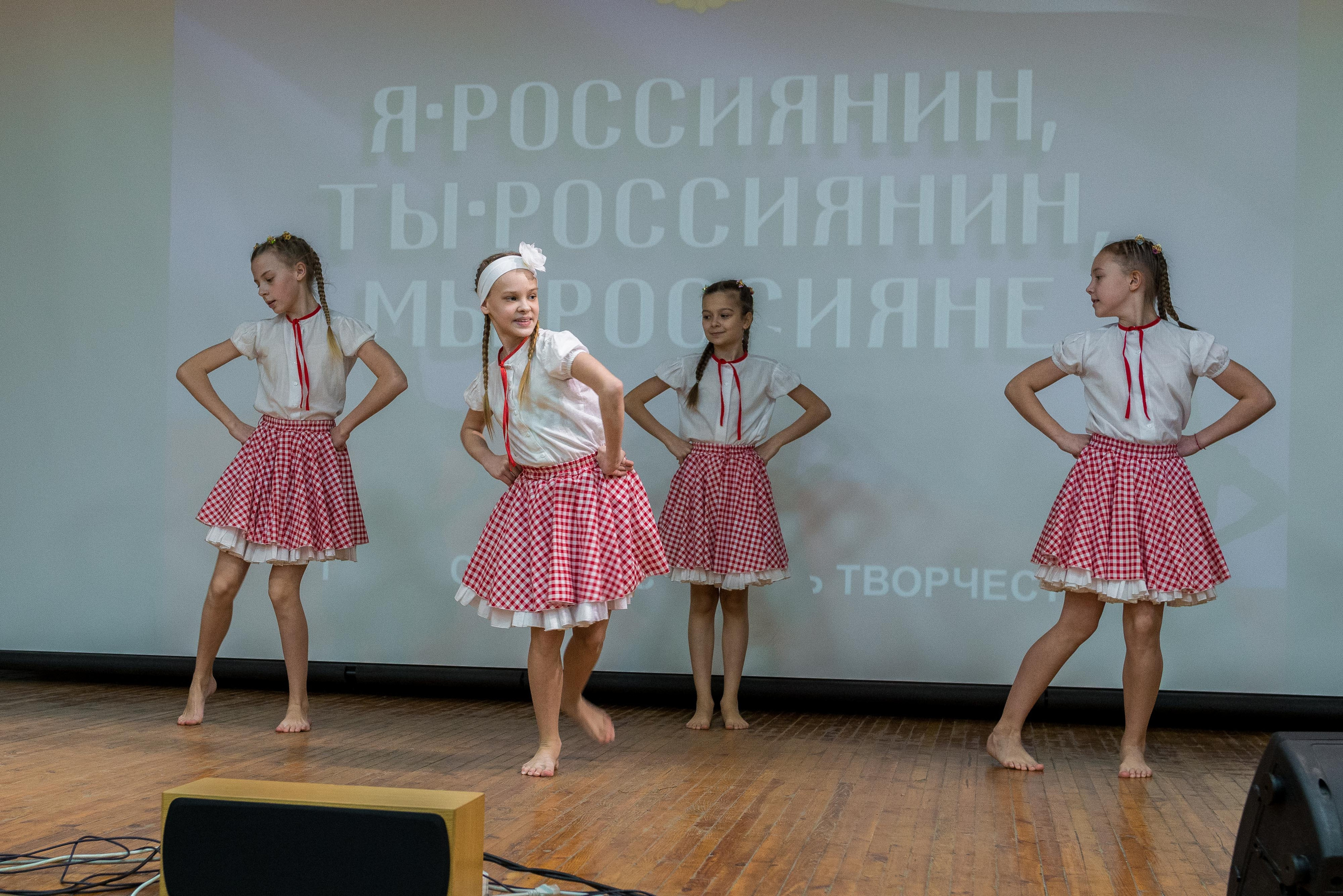 «Я-россиянин, ты — россиянин, мы — россияне!». Свадебный фотограф на Урале Виктор Соколов