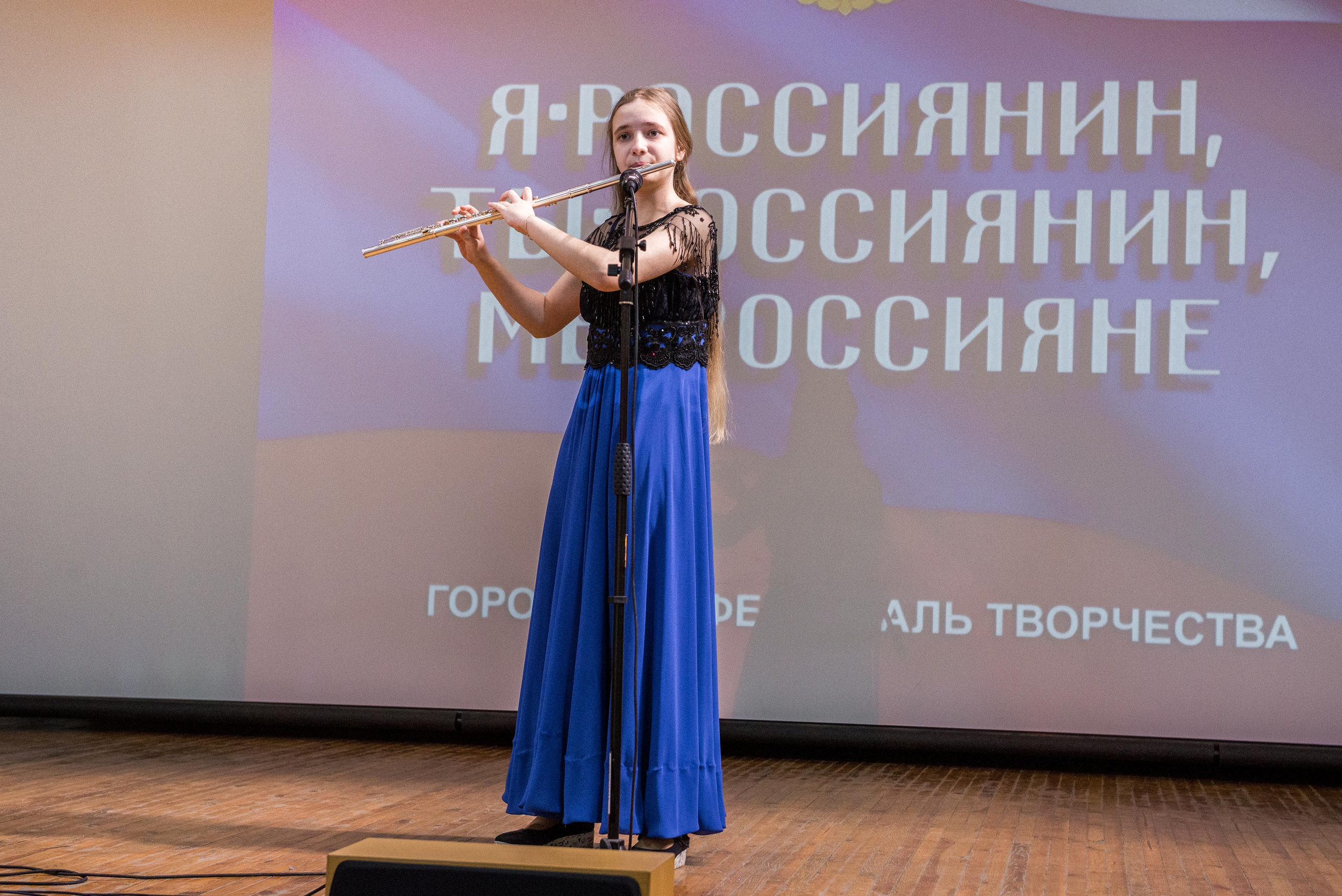 «Я-россиянин, ты — россиянин, мы — россияне!». Свадебный фотограф на Урале Виктор Соколов