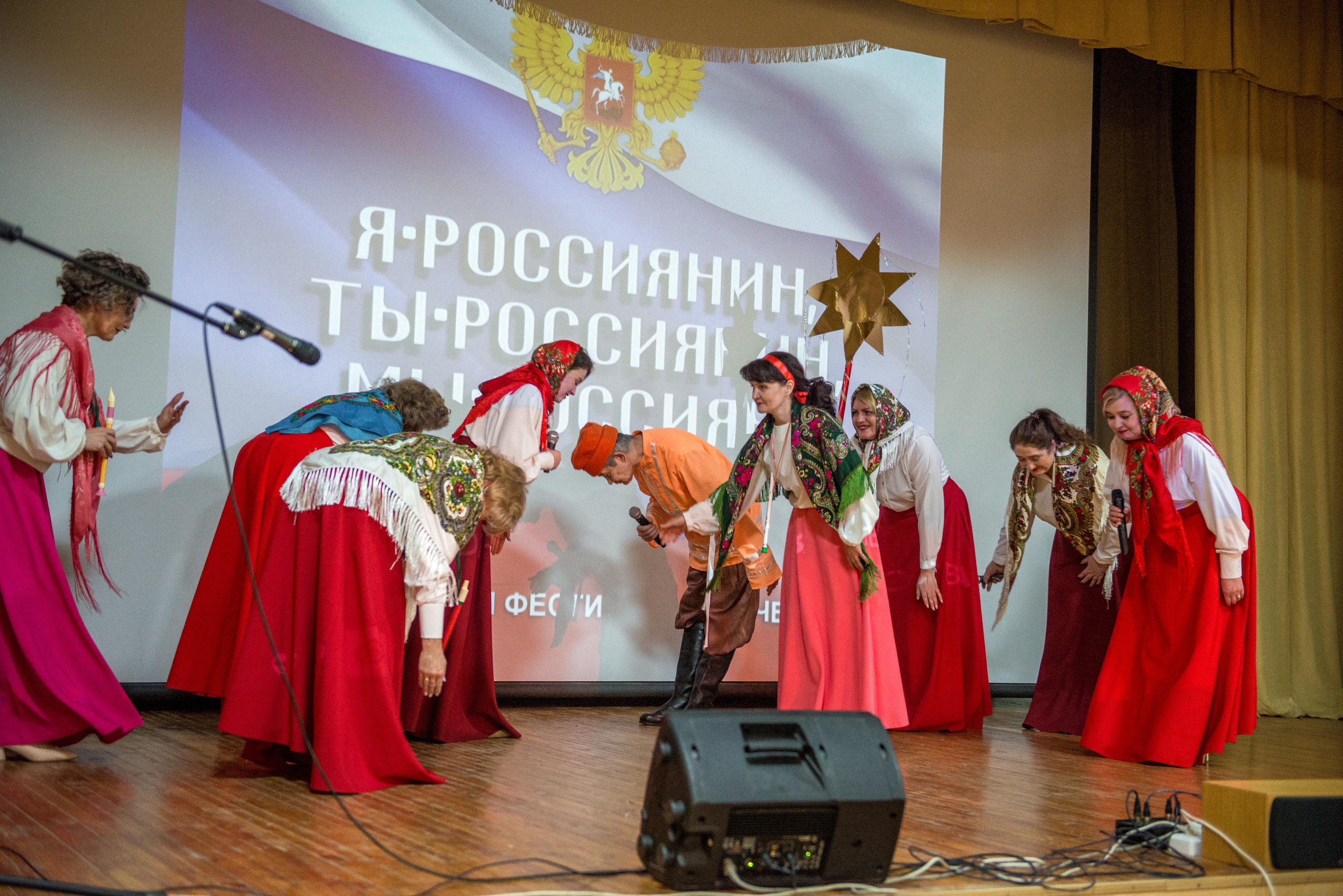 «Я-россиянин, ты — россиянин, мы — россияне!». Свадебный фотограф на Урале Виктор Соколов