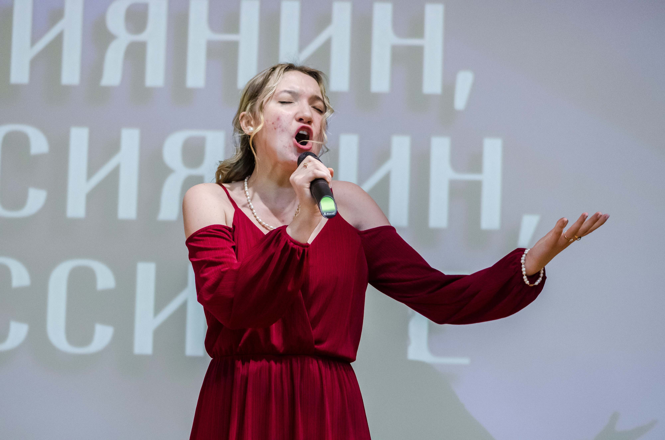 «Я-россиянин, ты — россиянин, мы — россияне!». Свадебный фотограф на Урале Виктор Соколов