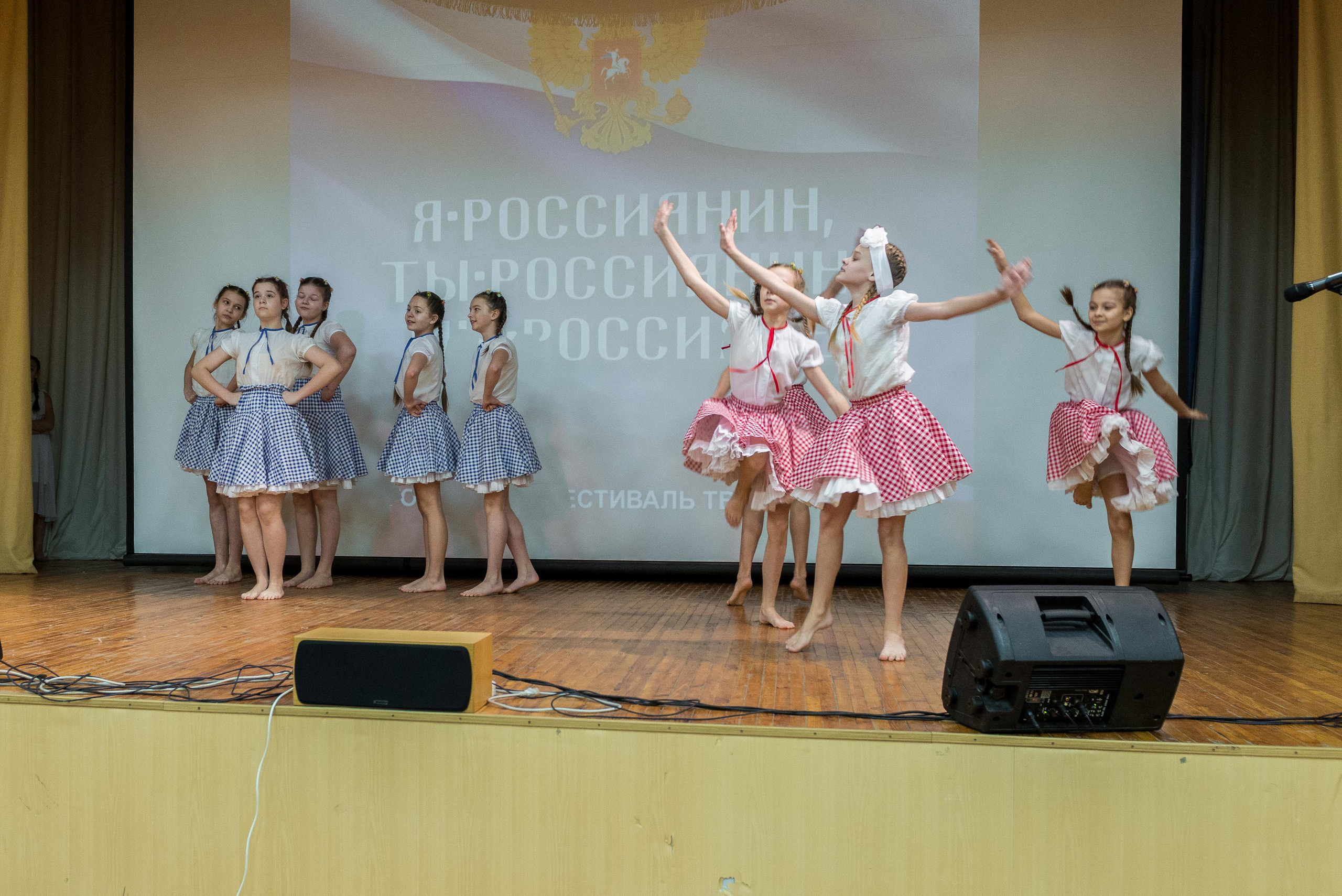 «Я-россиянин, ты — россиянин, мы — россияне!». Свадебный фотограф на Урале Виктор Соколов