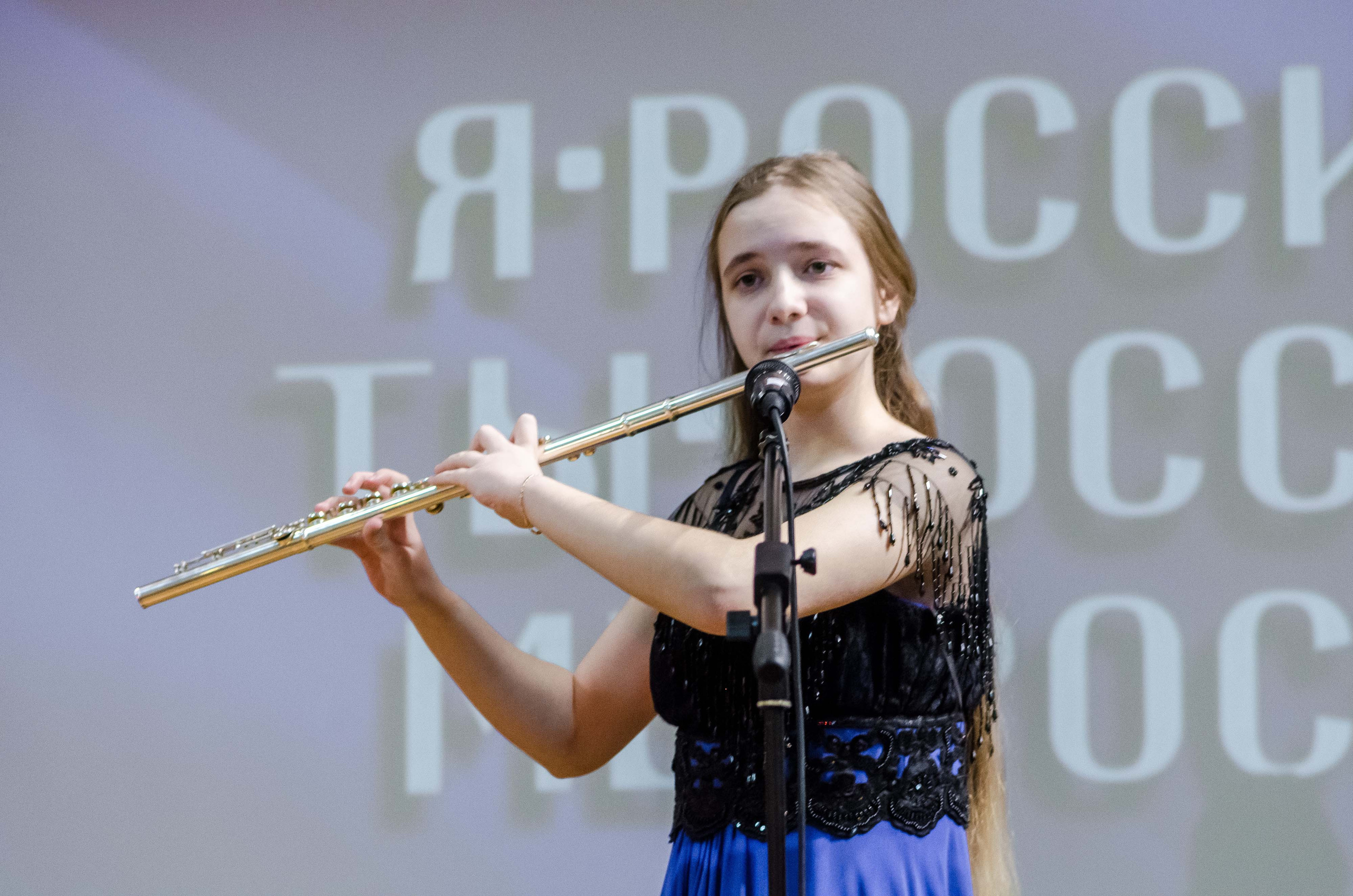 «Я-россиянин, ты — россиянин, мы — россияне!». Свадебный фотограф на Урале Виктор Соколов