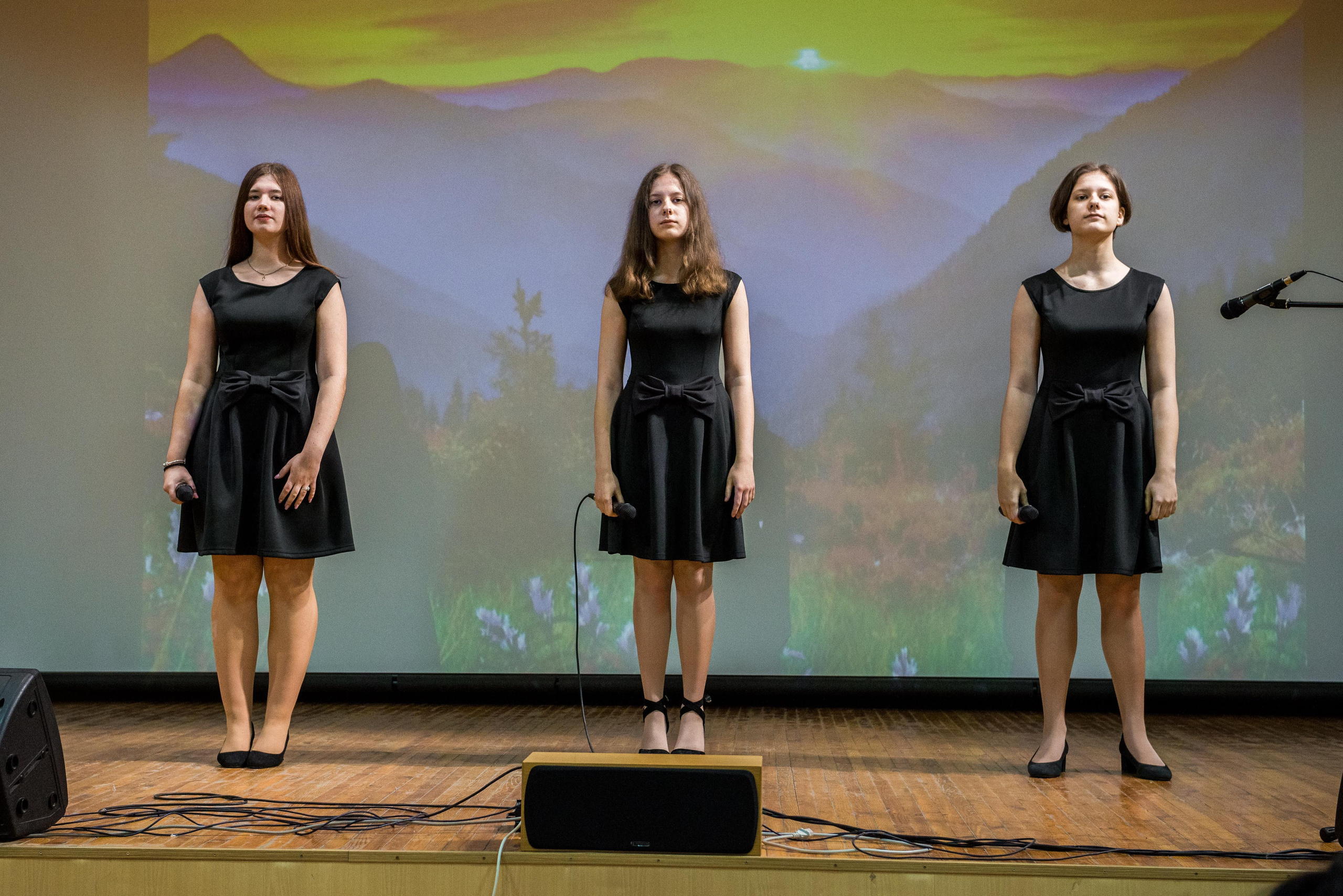 «Я-россиянин, ты — россиянин, мы — россияне!». Свадебный фотограф на Урале Виктор Соколов