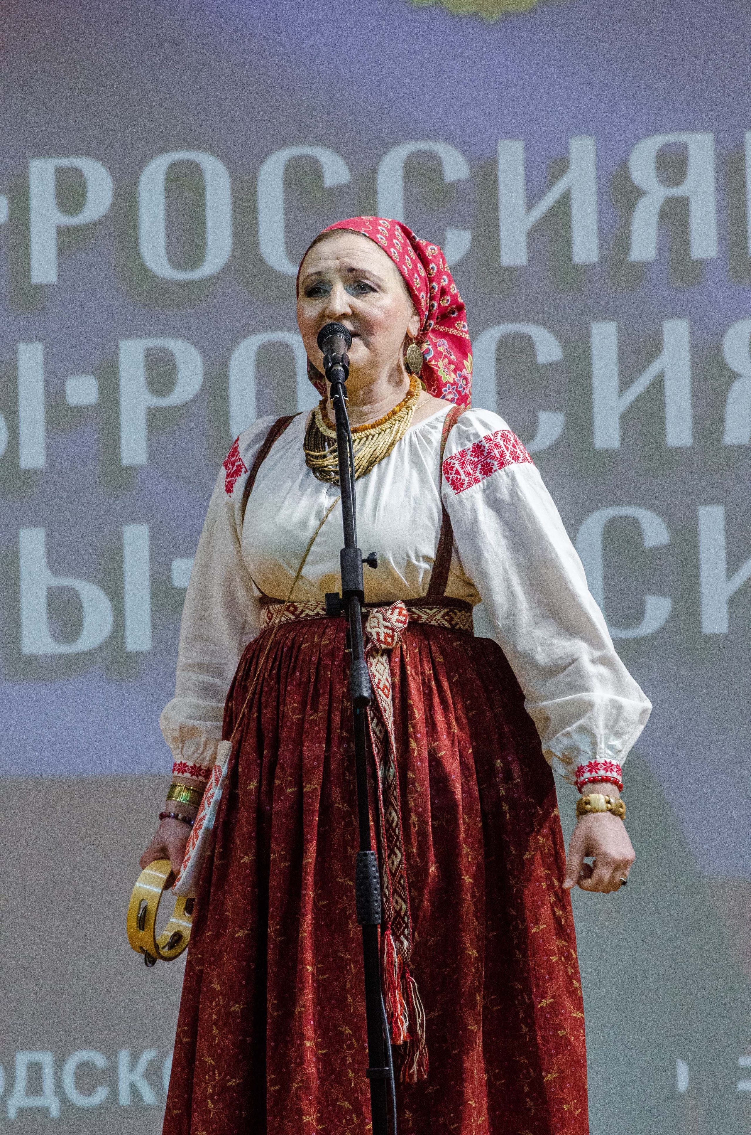 «Я-россиянин, ты — россиянин, мы — россияне!». Свадебный фотограф на Урале Виктор Соколов