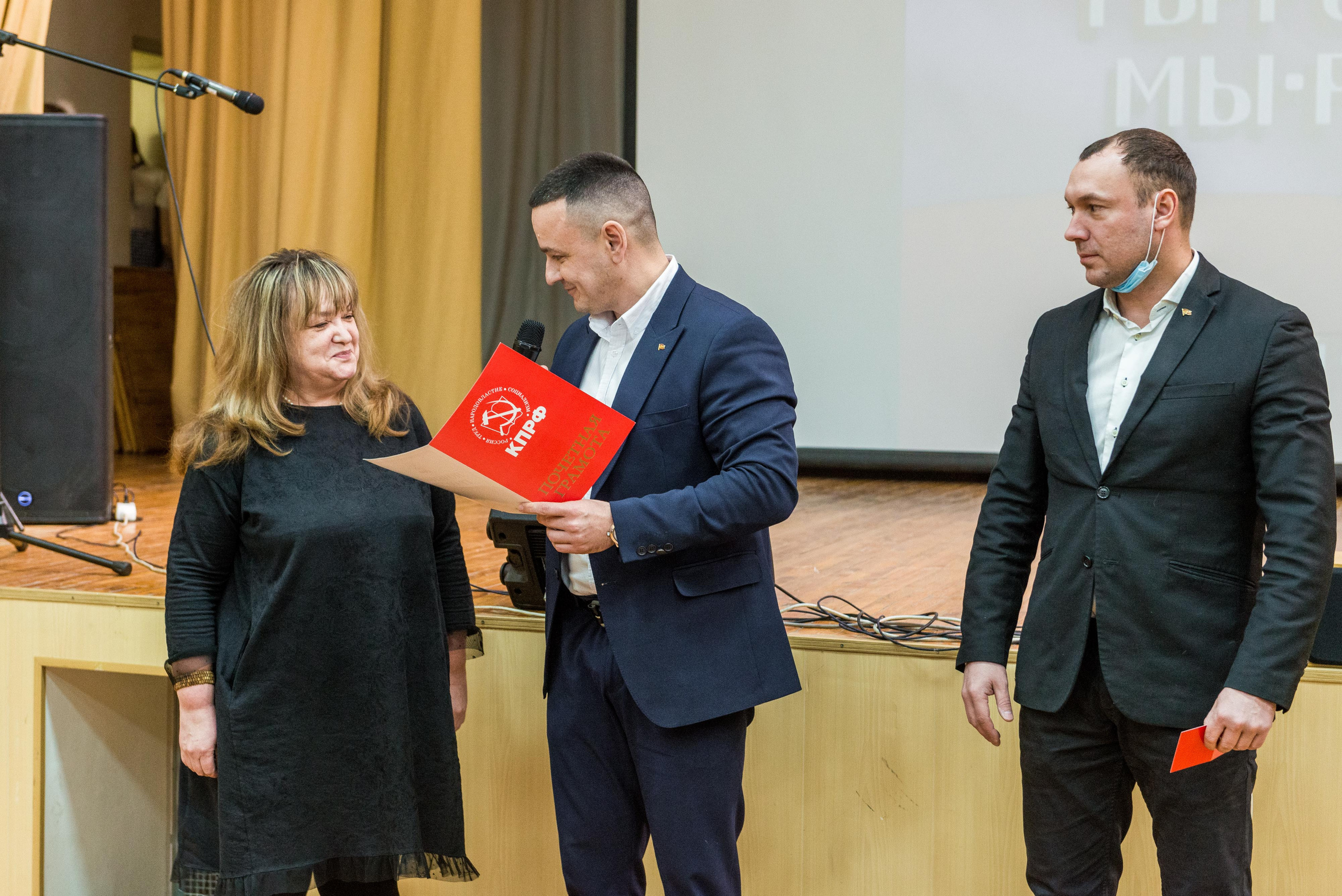 «Я-россиянин, ты — россиянин, мы — россияне!». Свадебный фотограф на Урале Виктор Соколов