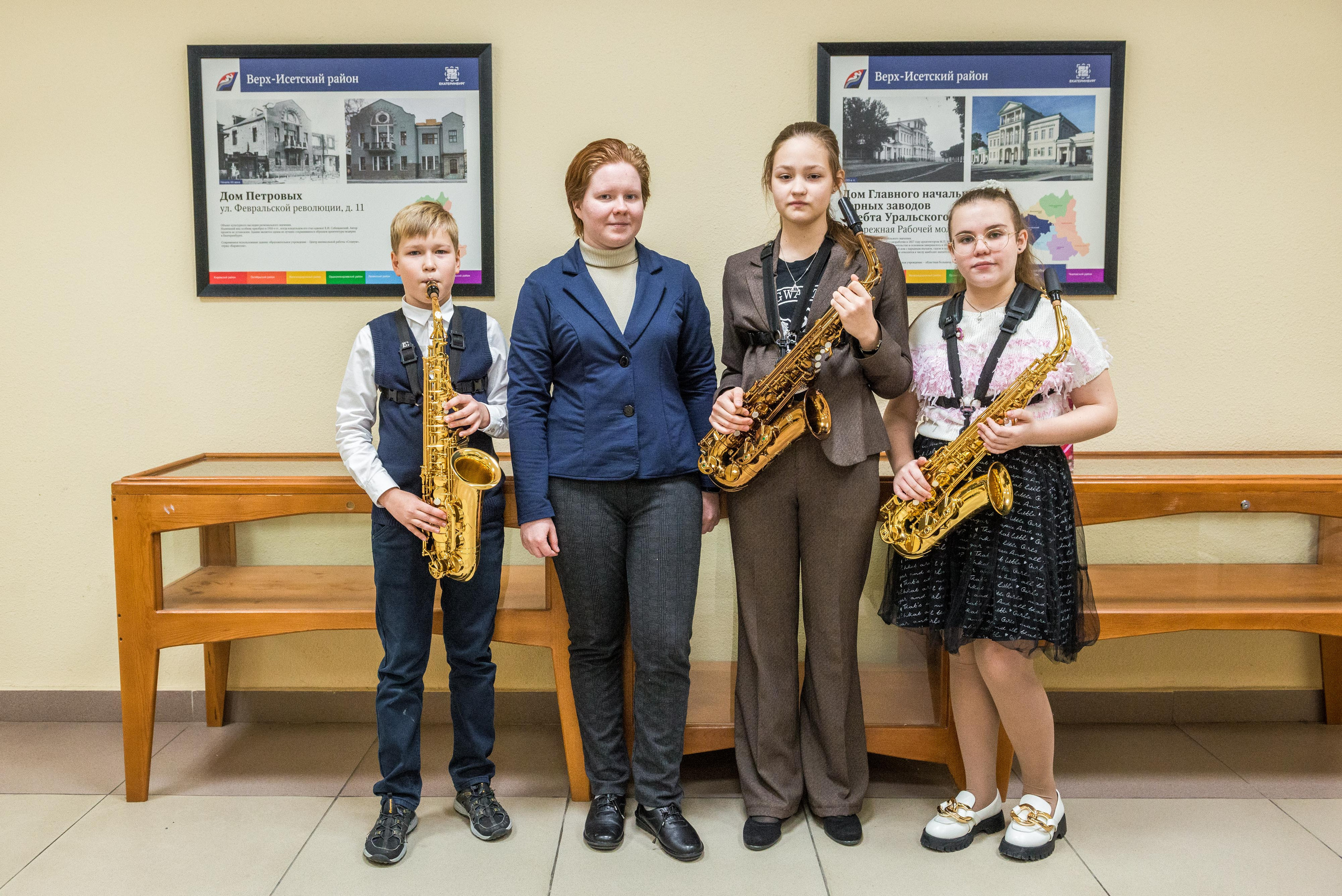 «Я-россиянин, ты — россиянин, мы — россияне!». Свадебный фотограф на Урале Виктор Соколов