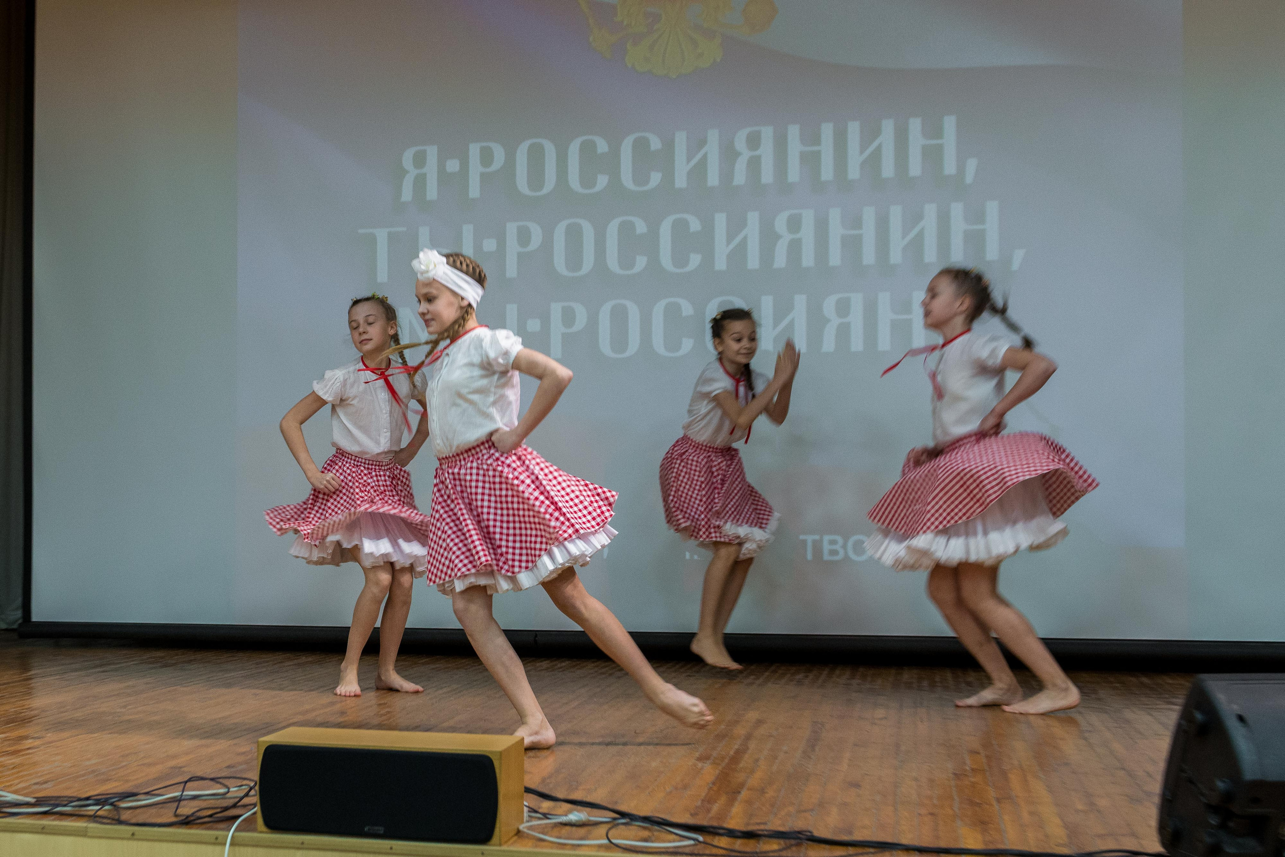 «Я-россиянин, ты — россиянин, мы — россияне!». Свадебный фотограф на Урале Виктор Соколов