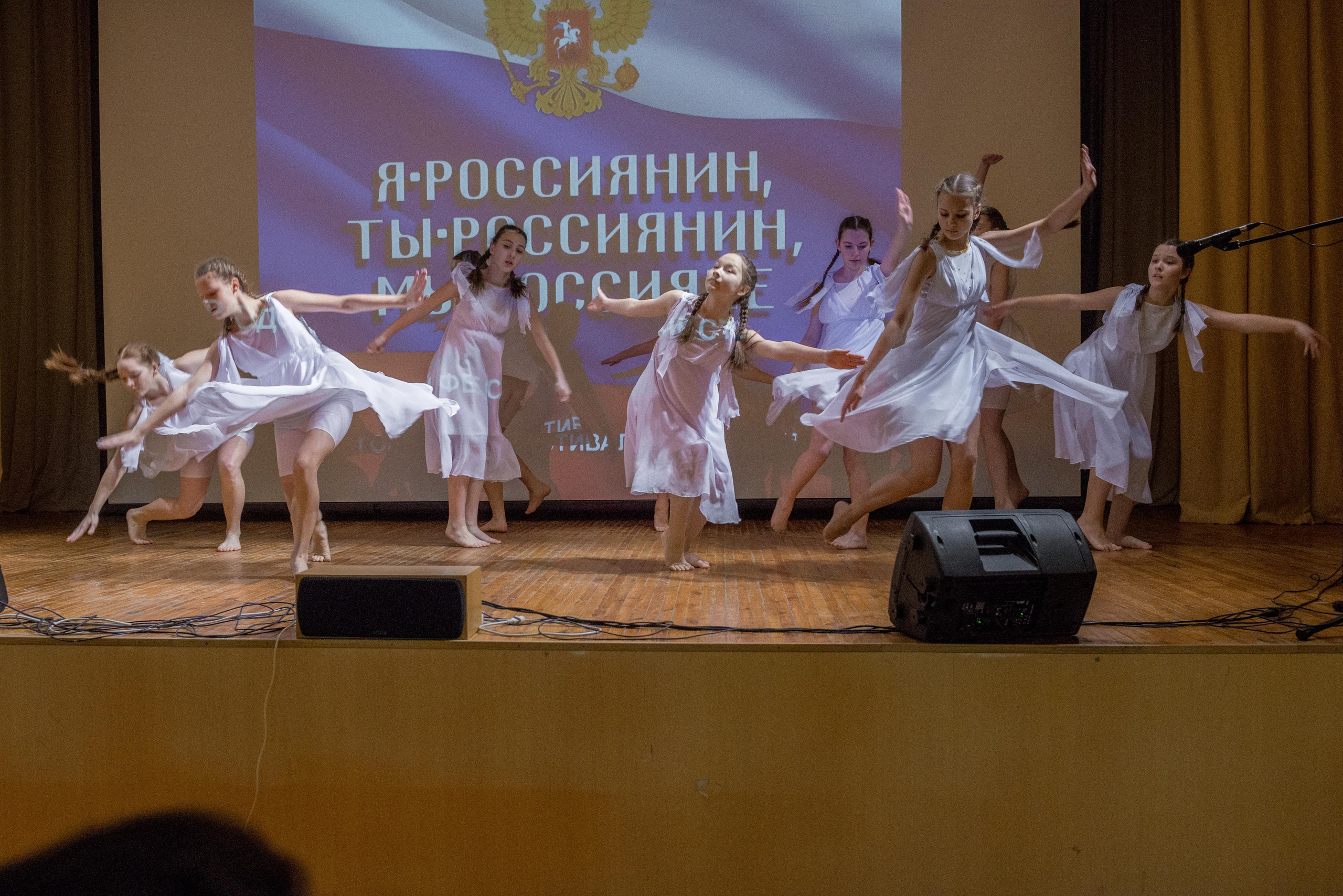 «Я-россиянин, ты — россиянин, мы — россияне!». Свадебный фотограф на Урале Виктор Соколов