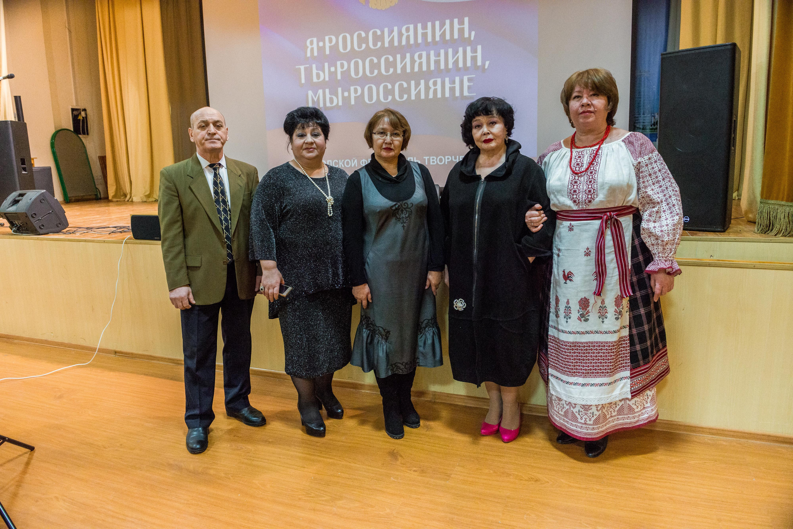 «Я-россиянин, ты — россиянин, мы — россияне!». Свадебный фотограф на Урале Виктор Соколов