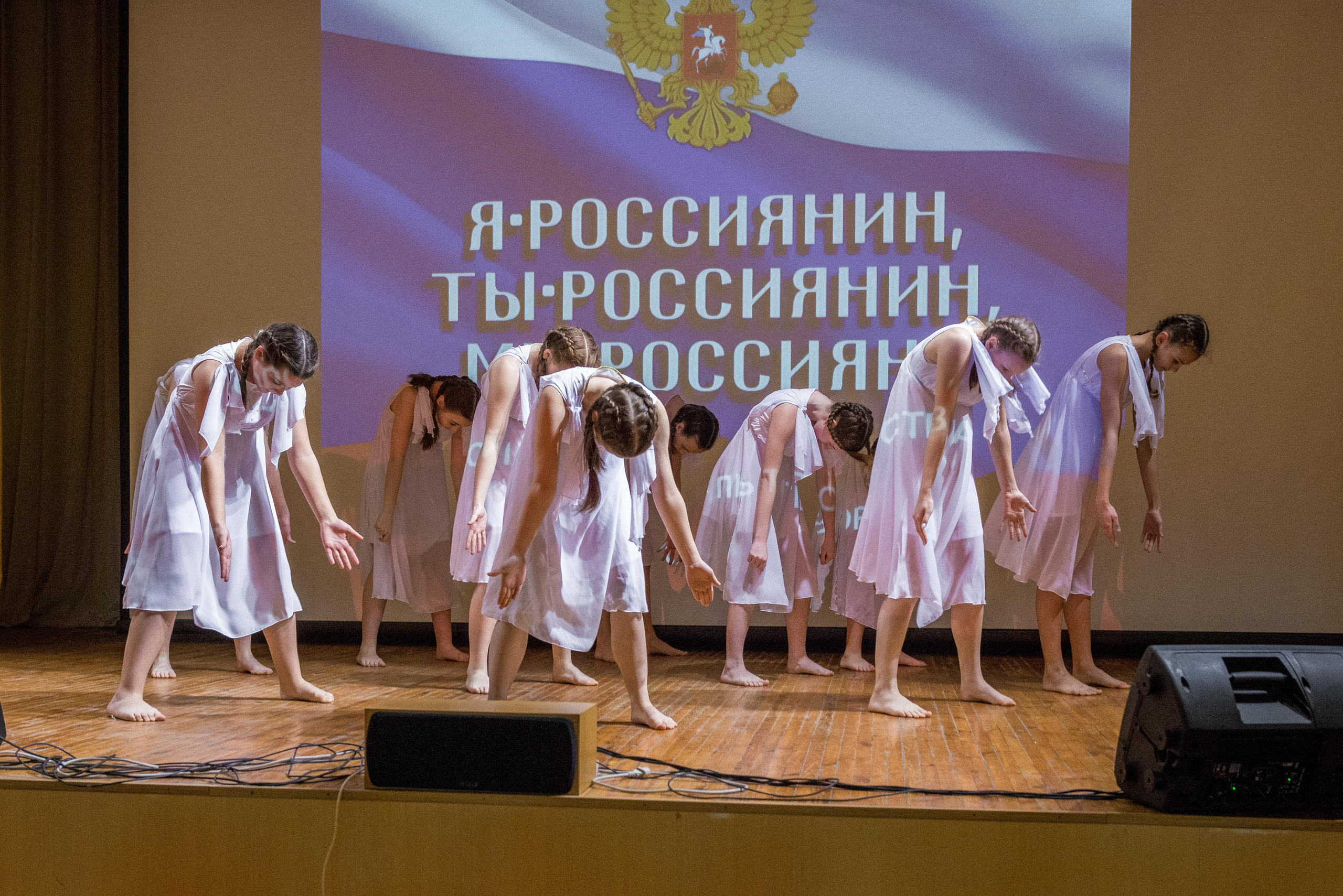 «Я-россиянин, ты — россиянин, мы — россияне!». Свадебный фотограф на Урале Виктор Соколов