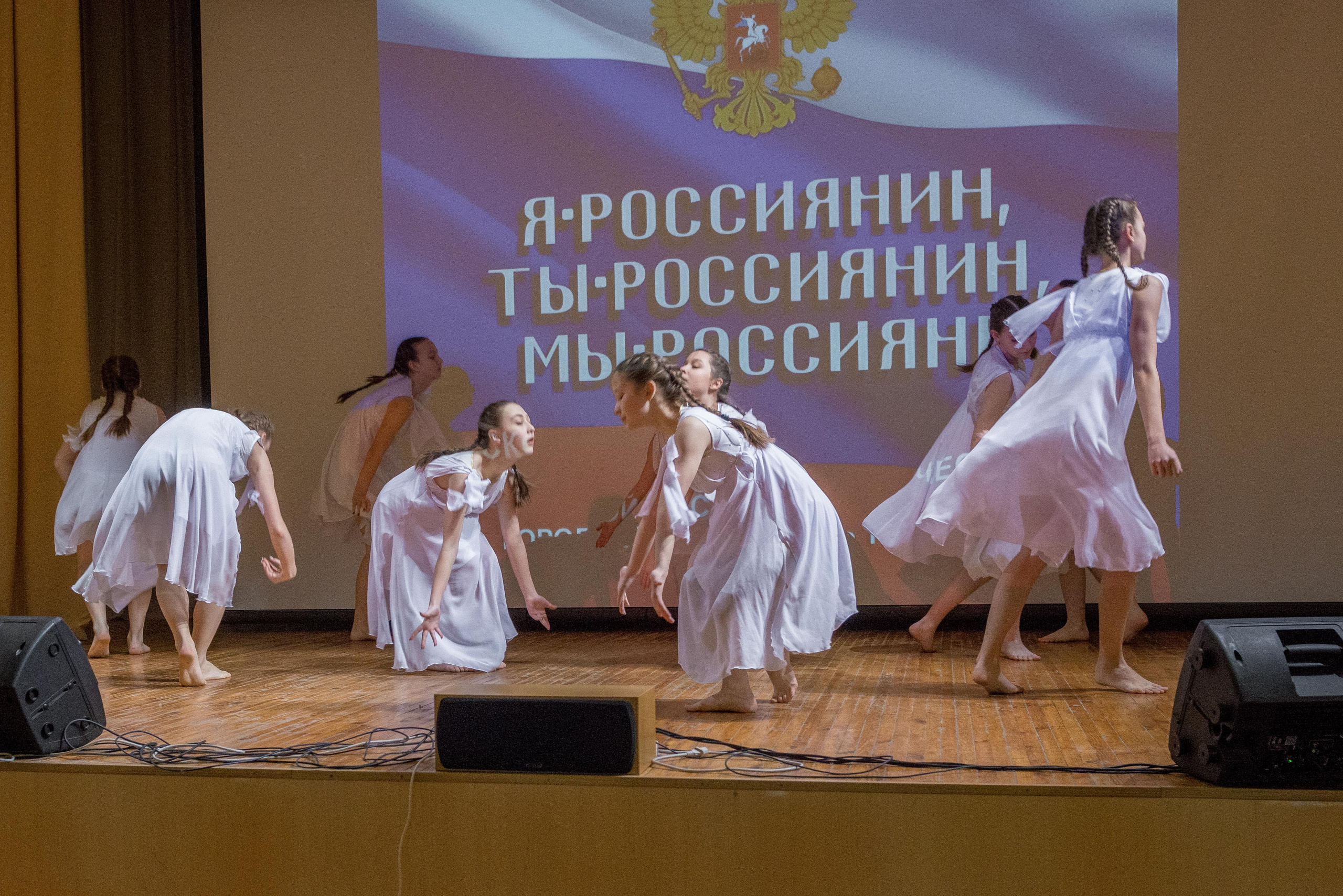 «Я-россиянин, ты — россиянин, мы — россияне!». Свадебный фотограф на Урале Виктор Соколов