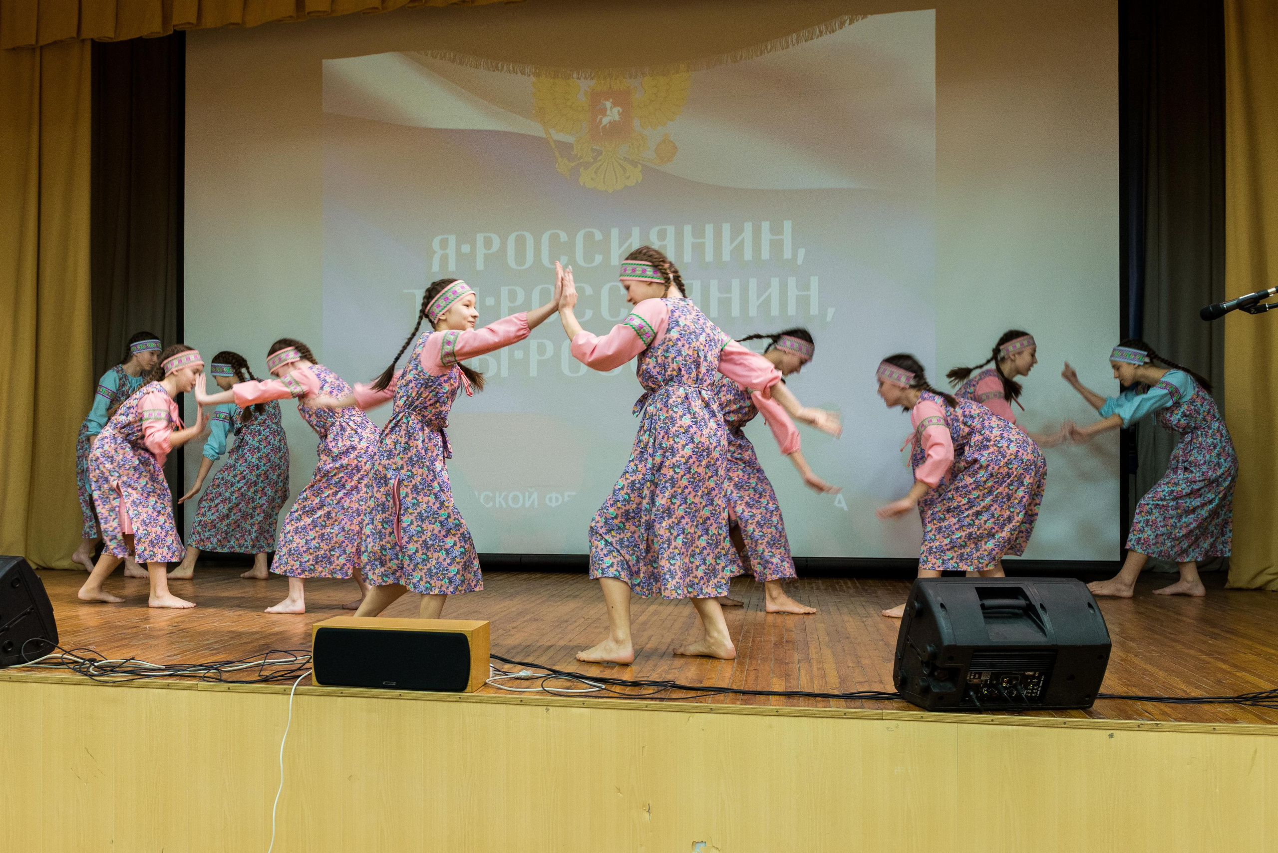 «Я-россиянин, ты — россиянин, мы — россияне!». Свадебный фотограф на Урале Виктор Соколов