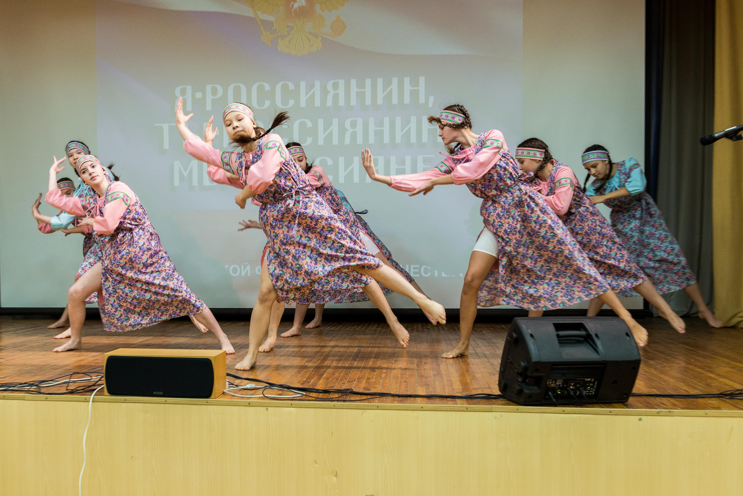 «Я-россиянин, ты — россиянин, мы — россияне!». Свадебный фотограф на Урале Виктор Соколов