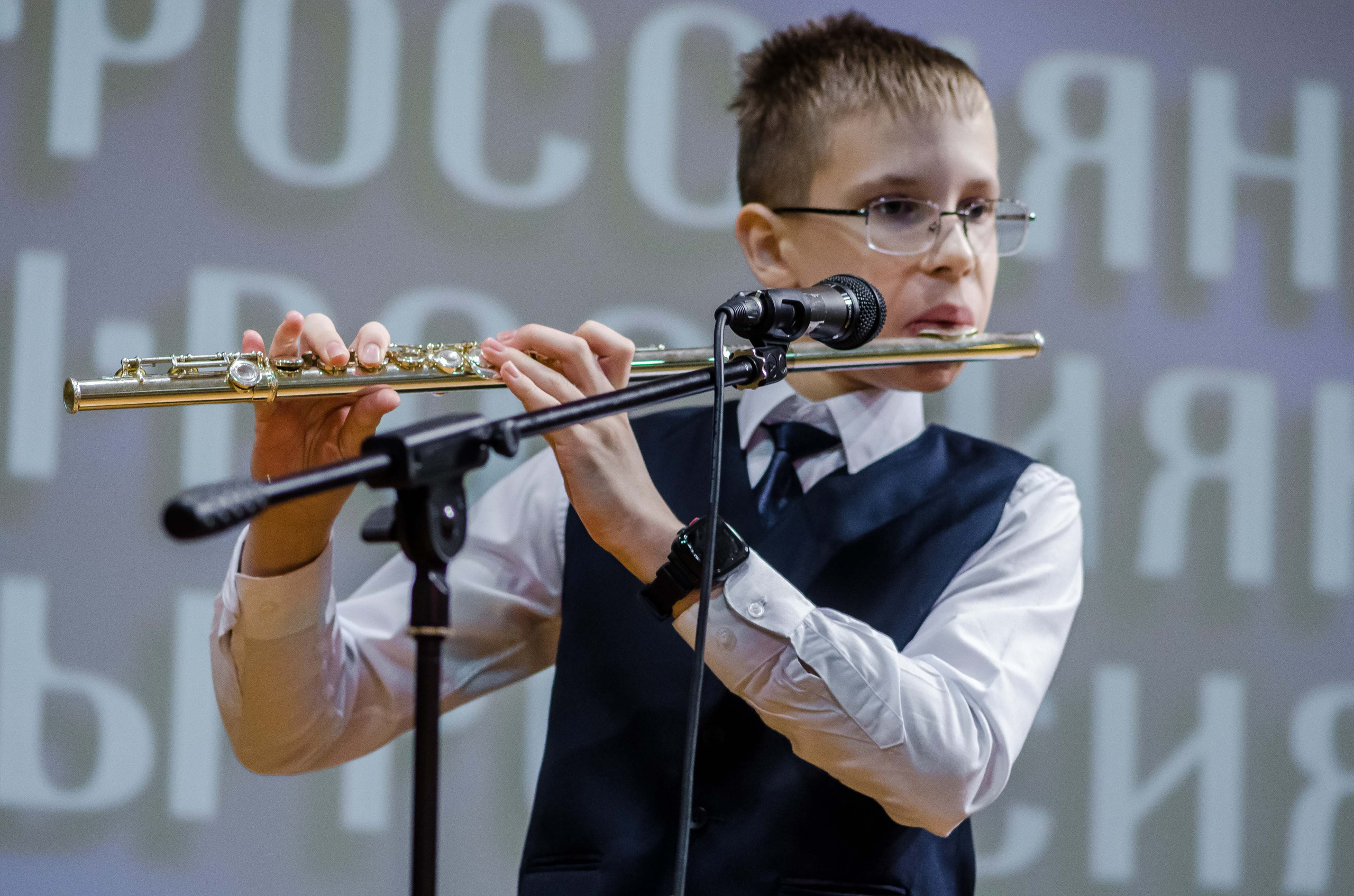 «Я-россиянин, ты — россиянин, мы — россияне!». Свадебный фотограф на Урале Виктор Соколов