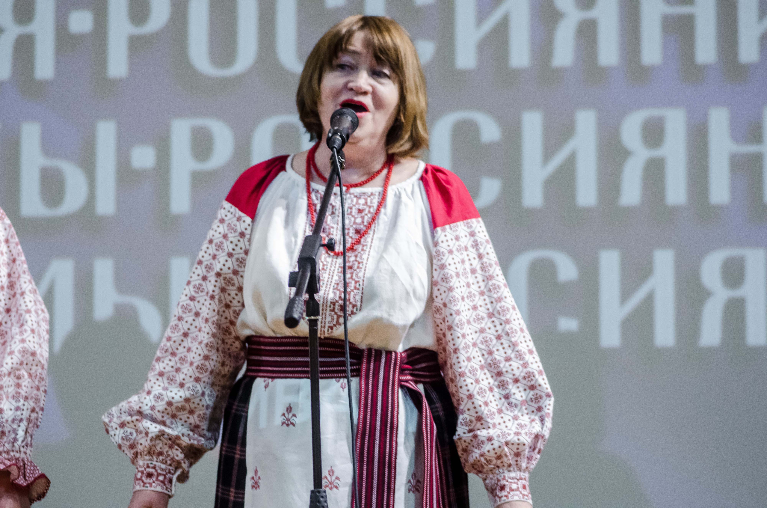 «Я-россиянин, ты — россиянин, мы — россияне!». Свадебный фотограф на Урале Виктор Соколов